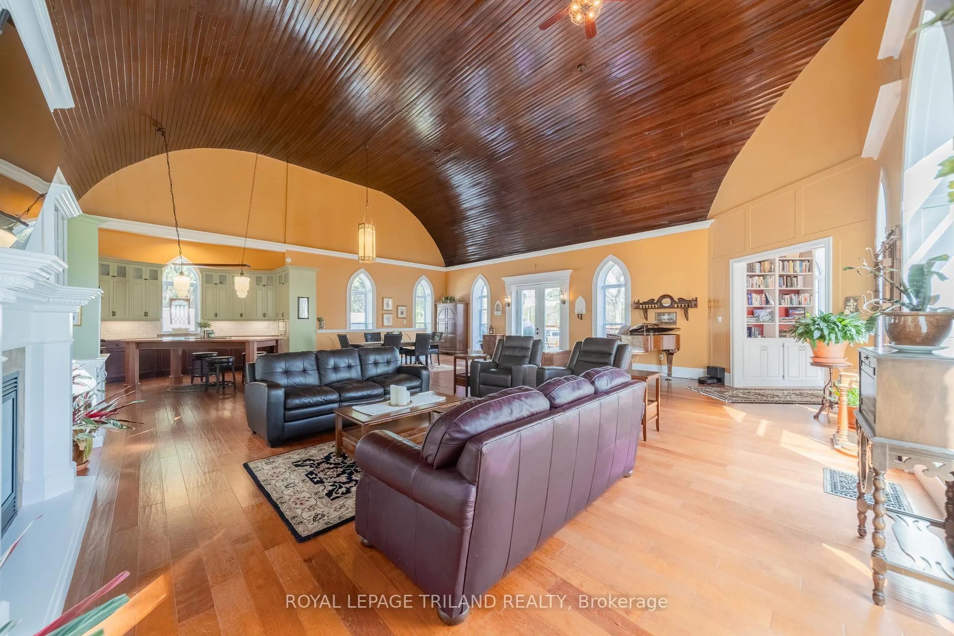 Photo 14 of 32135 Sylvan Road, North Middlesex, Sylvan — HOMEH