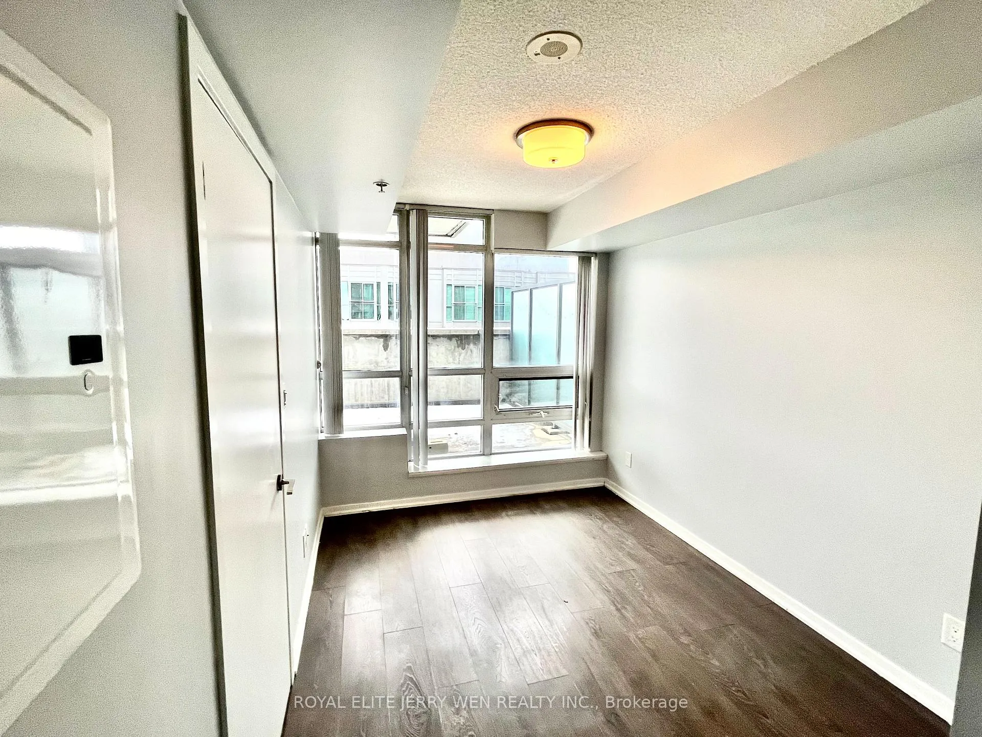 Photo 7 of Unit 918, 68 Abell Street, Toronto, Little Portugal — HOMEH