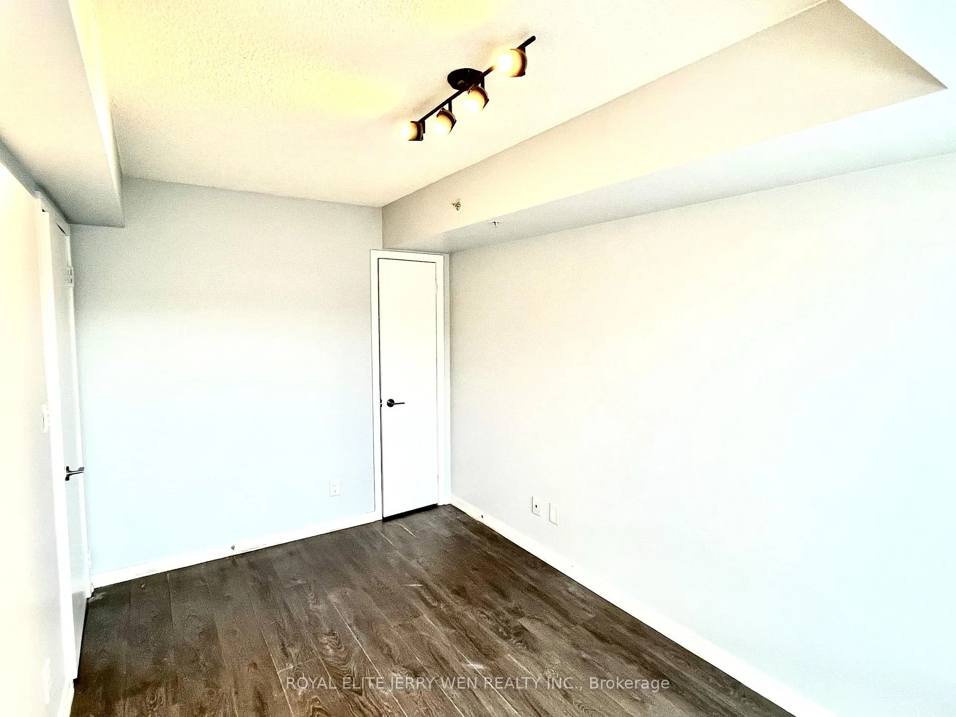 Photo 8 of Unit 918, 68 Abell Street, Toronto, Little Portugal — HOMEH