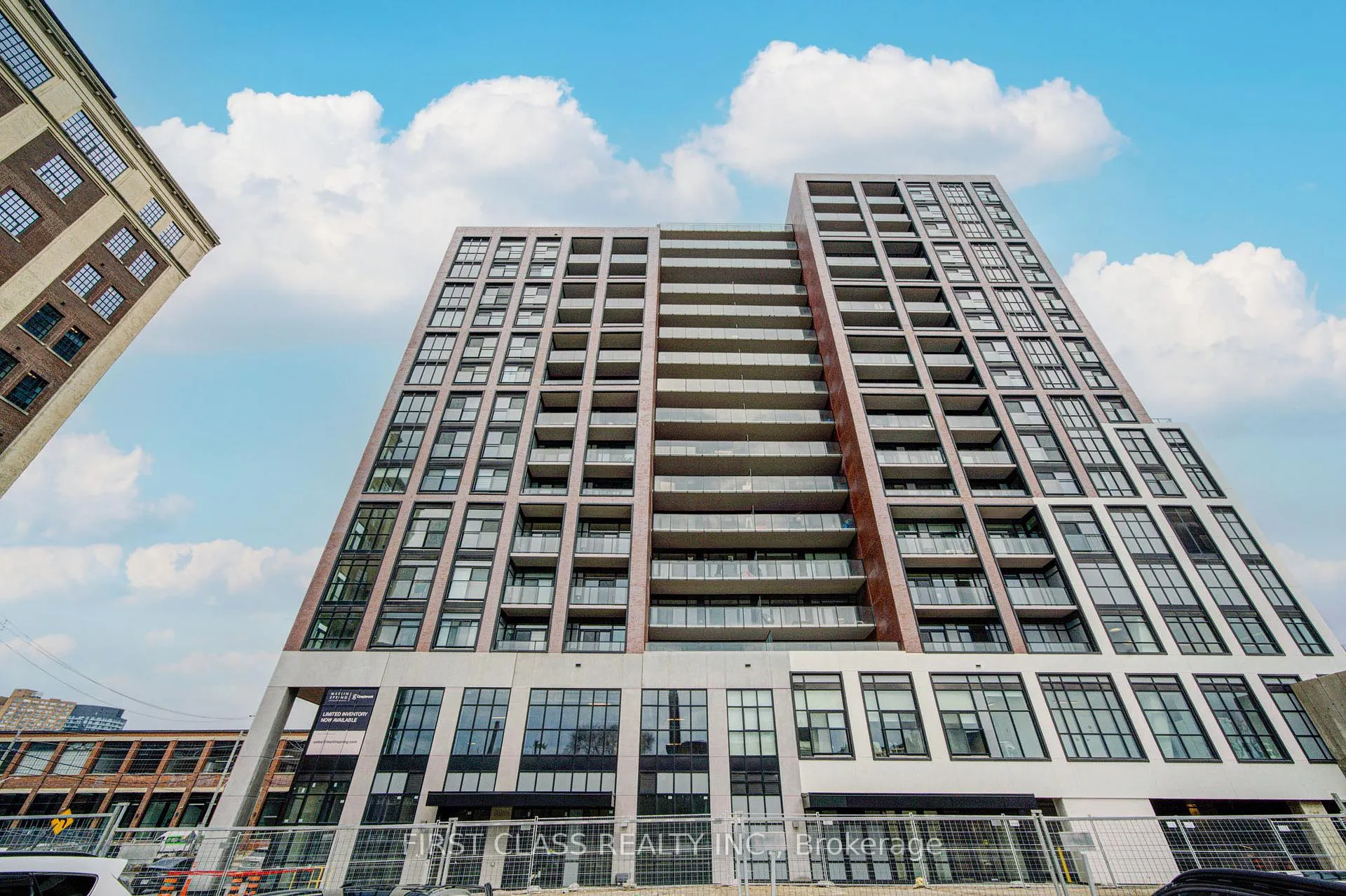 Front of Unit 1604, 181 Sterling Road