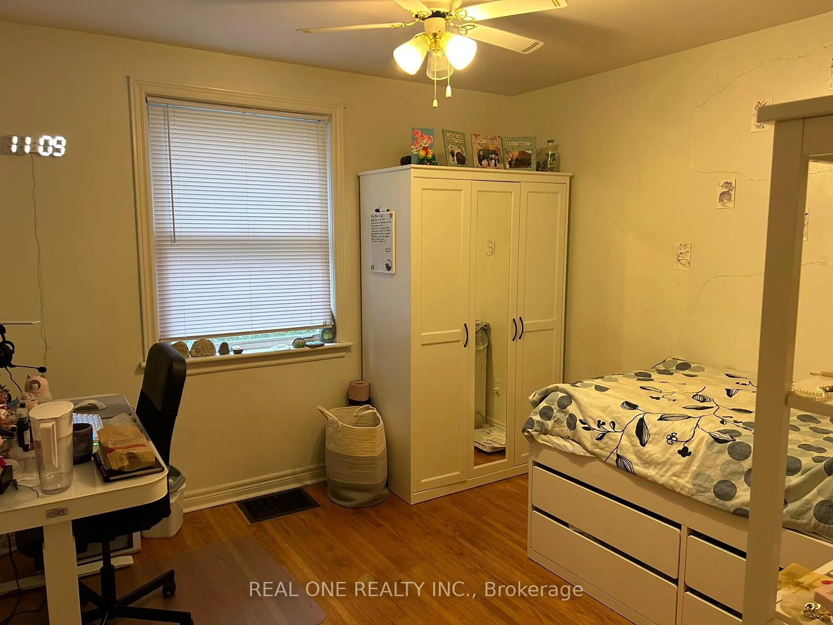 Photo 5 of Unit First floor, 92 Binkley Crescent, Hamilton, Ainslie Wood — HOMEH