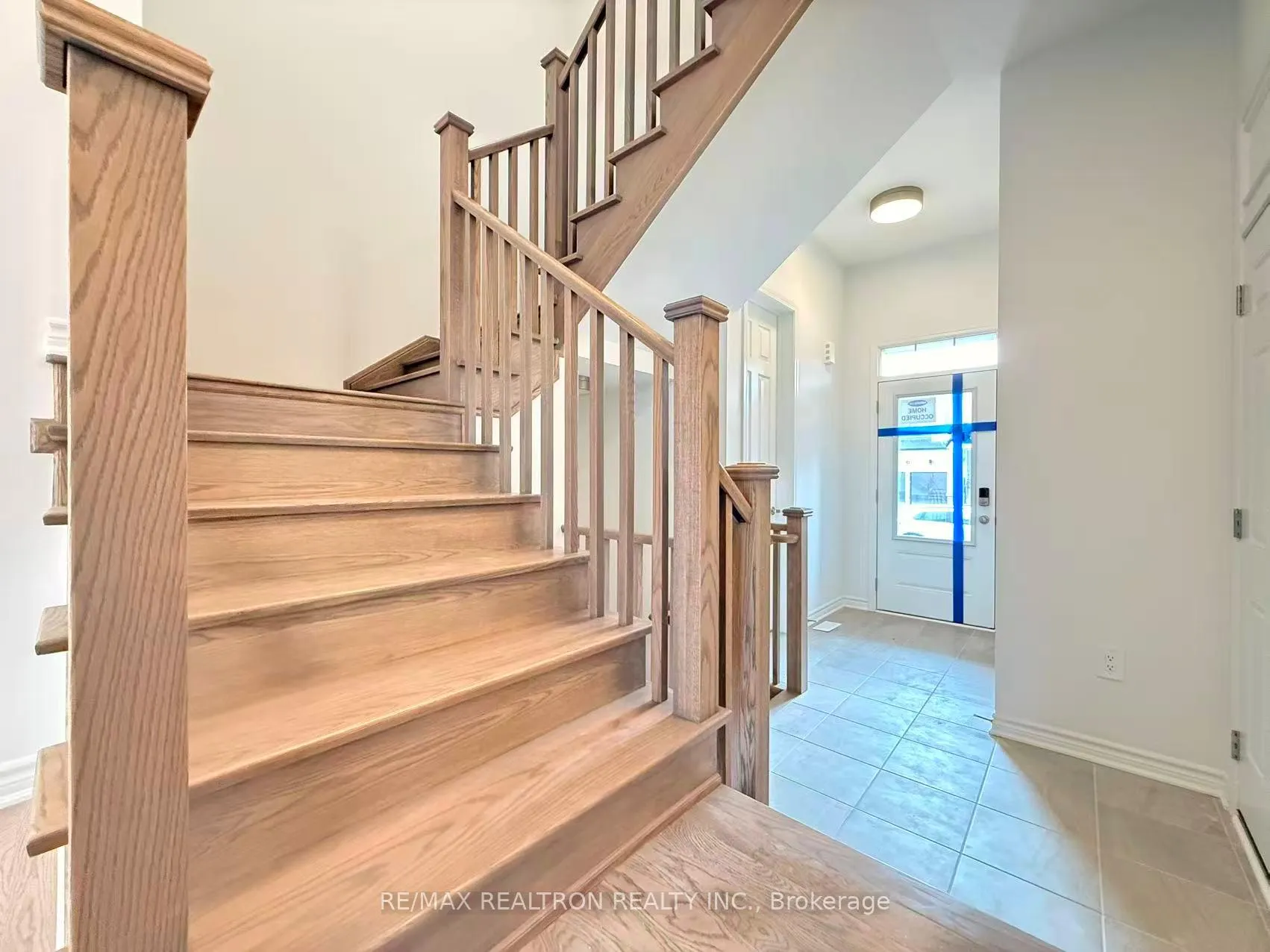 Photo 12 of 11 Moss Drive, Markham, Rural Markham — HOMEH