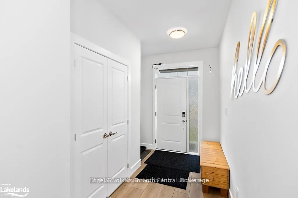 Photo 6 of 123 Black Willow Crescent, Blue Mountains — HOMEH