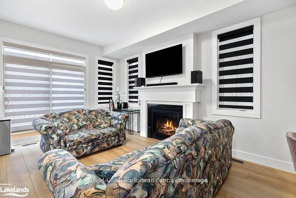 Photo 10 of 123 Black Willow Crescent, Blue Mountains — HOMEH