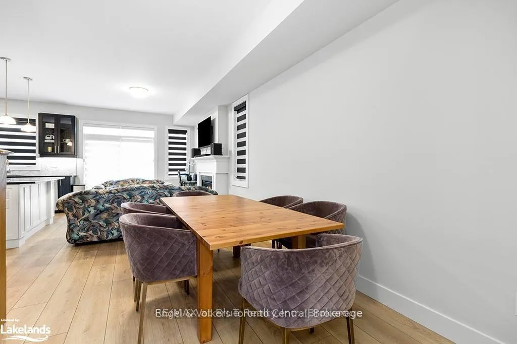 Photo 12 of 123 Black Willow Crescent, Blue Mountains — HOMEH