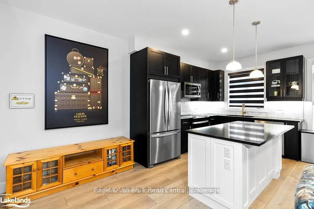 Photo 16 of 123 Black Willow Crescent, Blue Mountains — HOMEH