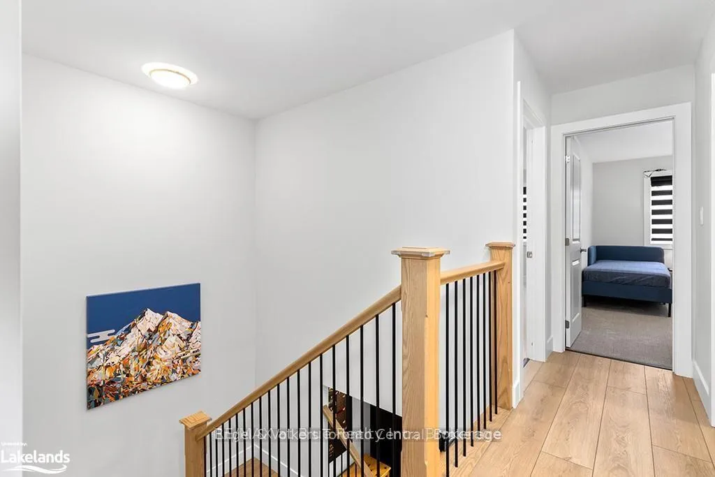Photo 21 of 123 Black Willow Crescent, Blue Mountains — HOMEH