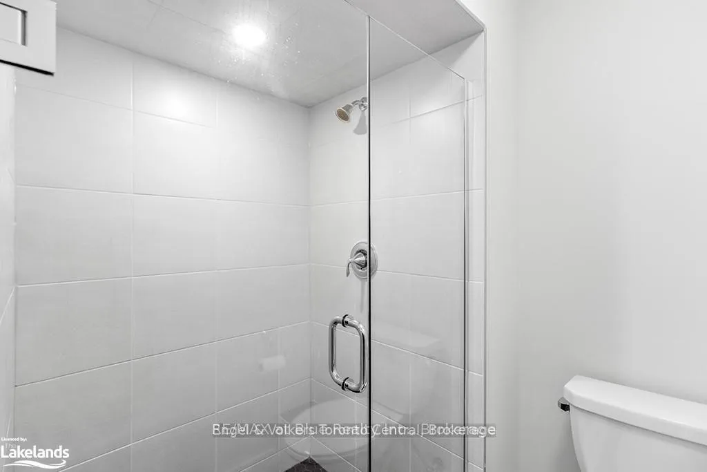 Photo 38 of 123 Black Willow Crescent, Blue Mountains — HOMEH