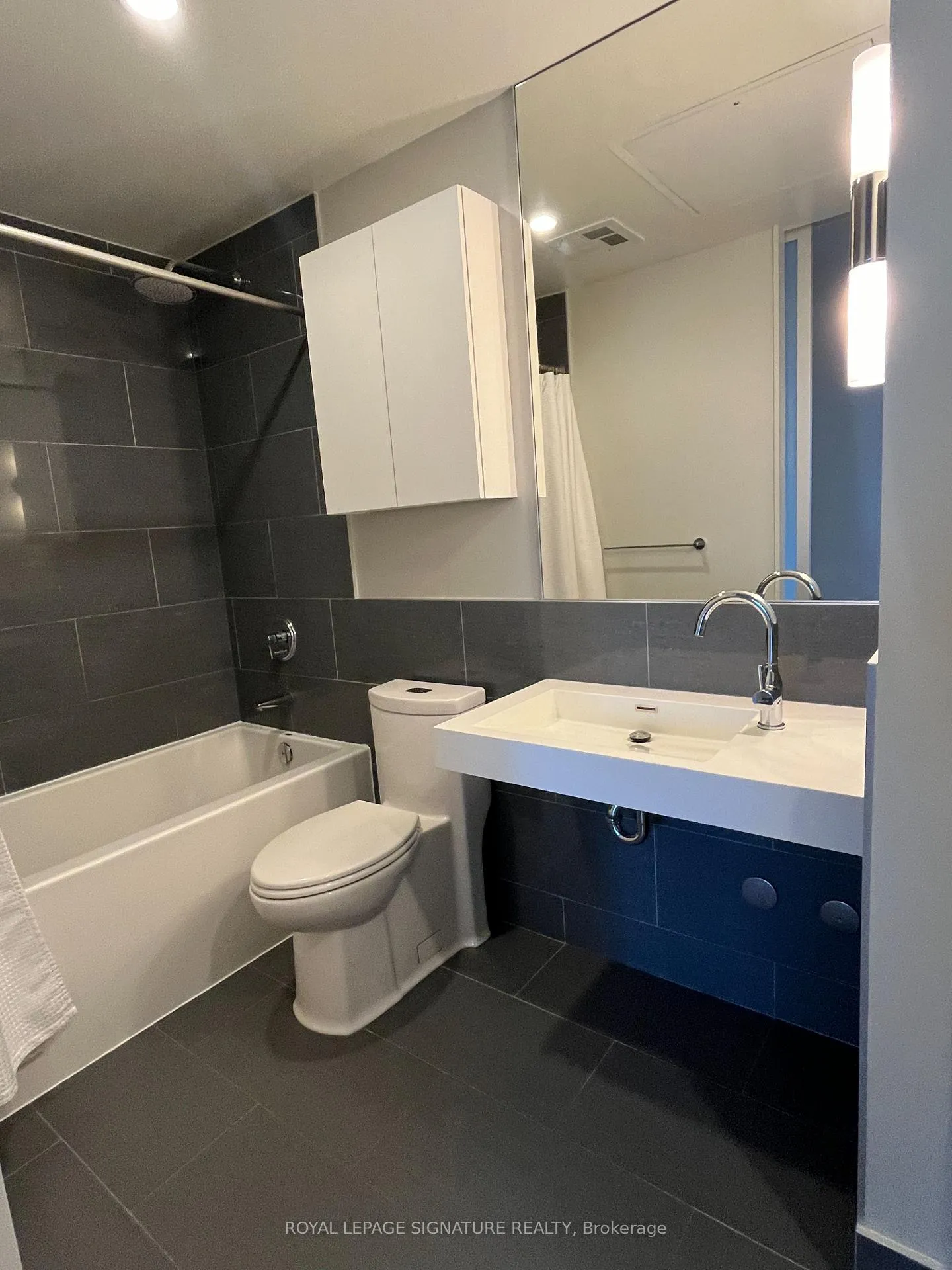 Photo 7 of Unit 706, 390 Cherry Street, Toronto, Waterfront Communities — HOMEH