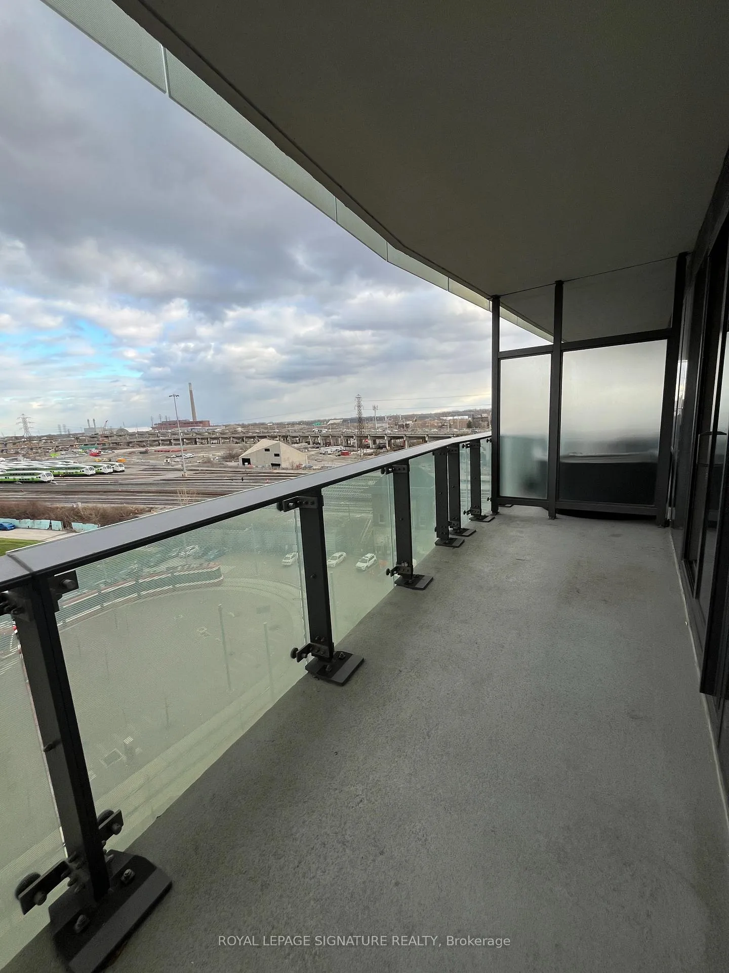 Photo 12 of Unit 706, 390 Cherry Street, Toronto, Waterfront Communities — HOMEH