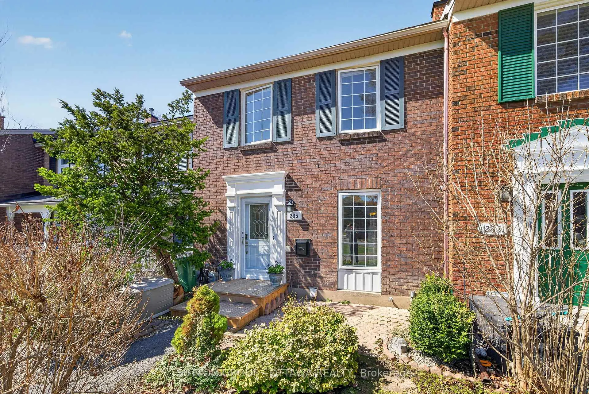 Photo 1 of 285 Monterey Drive, Ottawa, Leslie Park — HOMEH