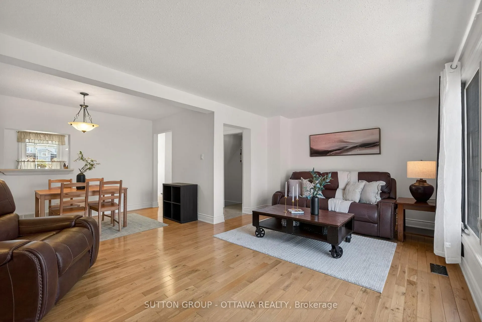 Photo 12 of 285 Monterey Drive, Ottawa, Leslie Park — HOMEH