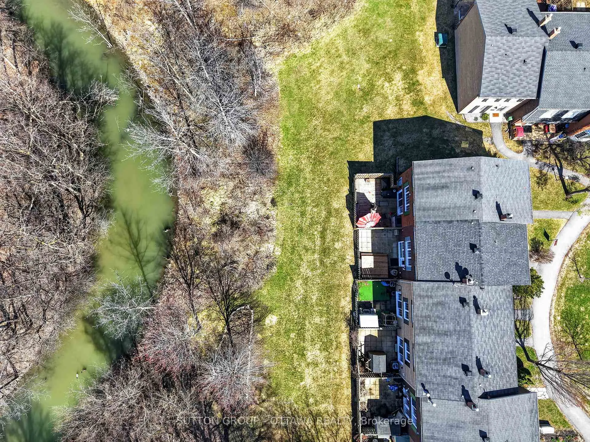 Photo 30 of 285 Monterey Drive, Ottawa, Leslie Park — HOMEH