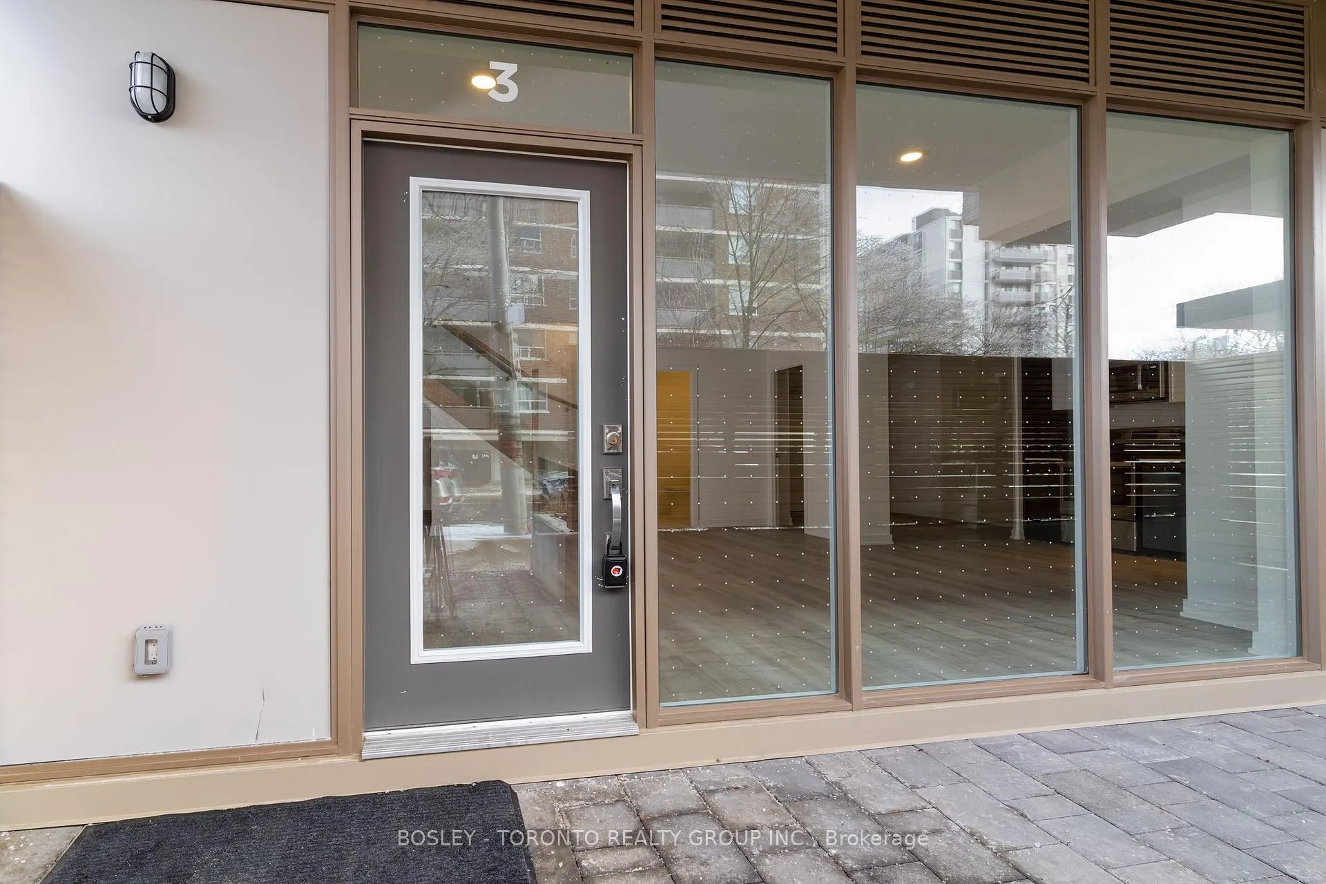 Photo 2 of Unit 106, 3 Cardiff Road, Toronto, Mount Pleasant East — HOMEH
