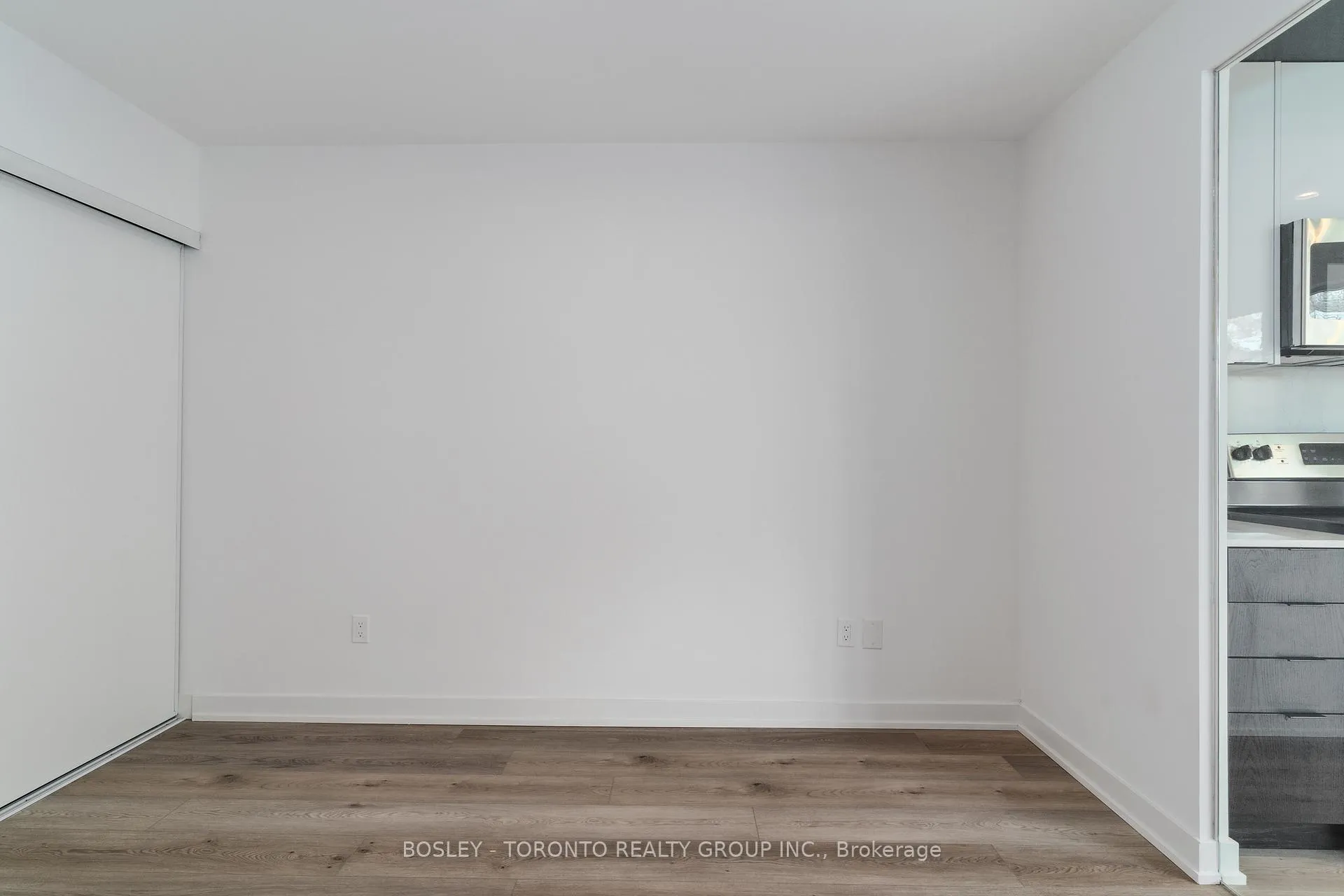 Photo 10 of Unit 106, 3 Cardiff Road, Toronto, Mount Pleasant East — HOMEH