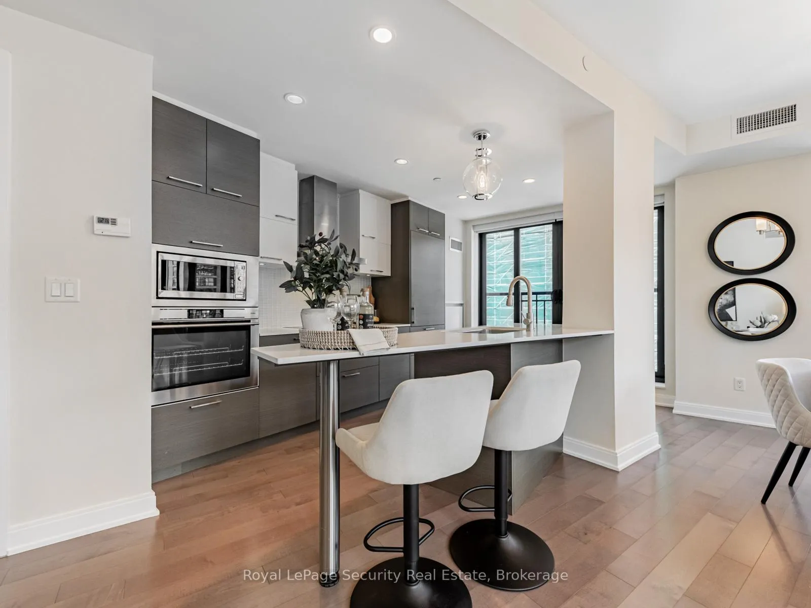 Photo 13 of Unit 420, 55 Front Street E, Toronto, Waterfront Communities — HOMEH