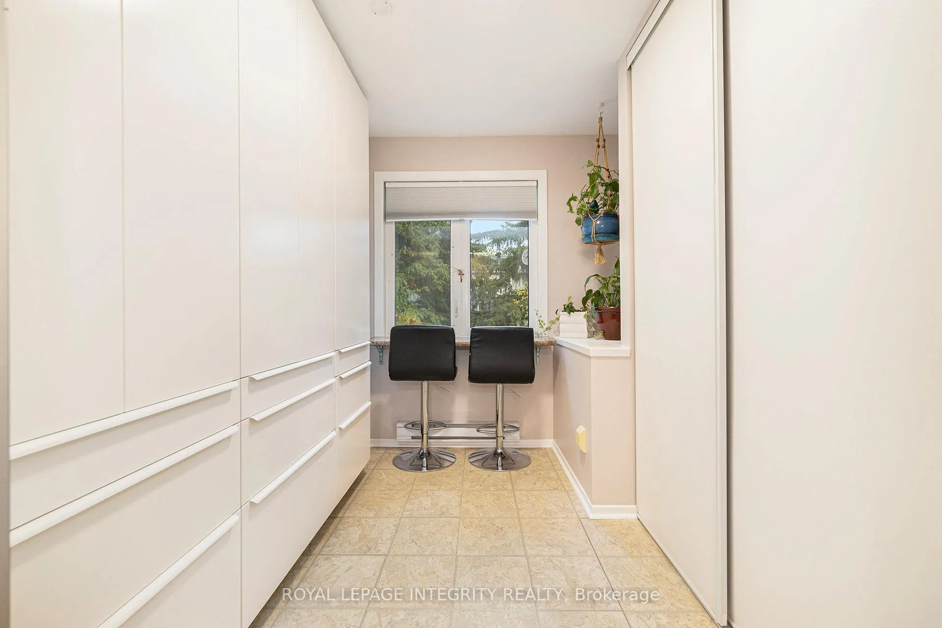 Photo 18 of 142 Salter Crescent, Ottawa, Kanata - Beaverbrook — HOMEH