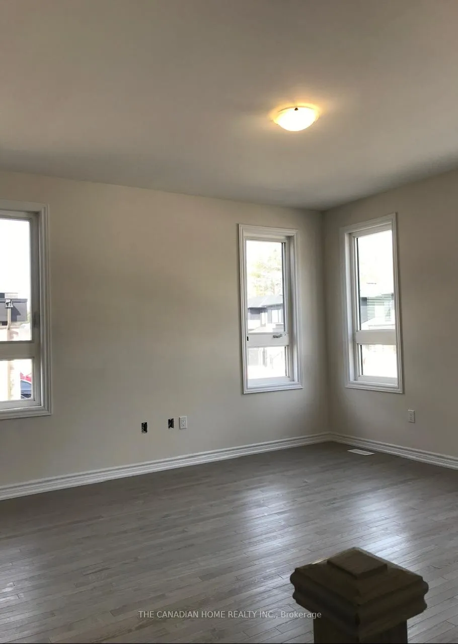 Photo 3 of 39 Eberhardt Drive, Wasaga Beach — HOMEH