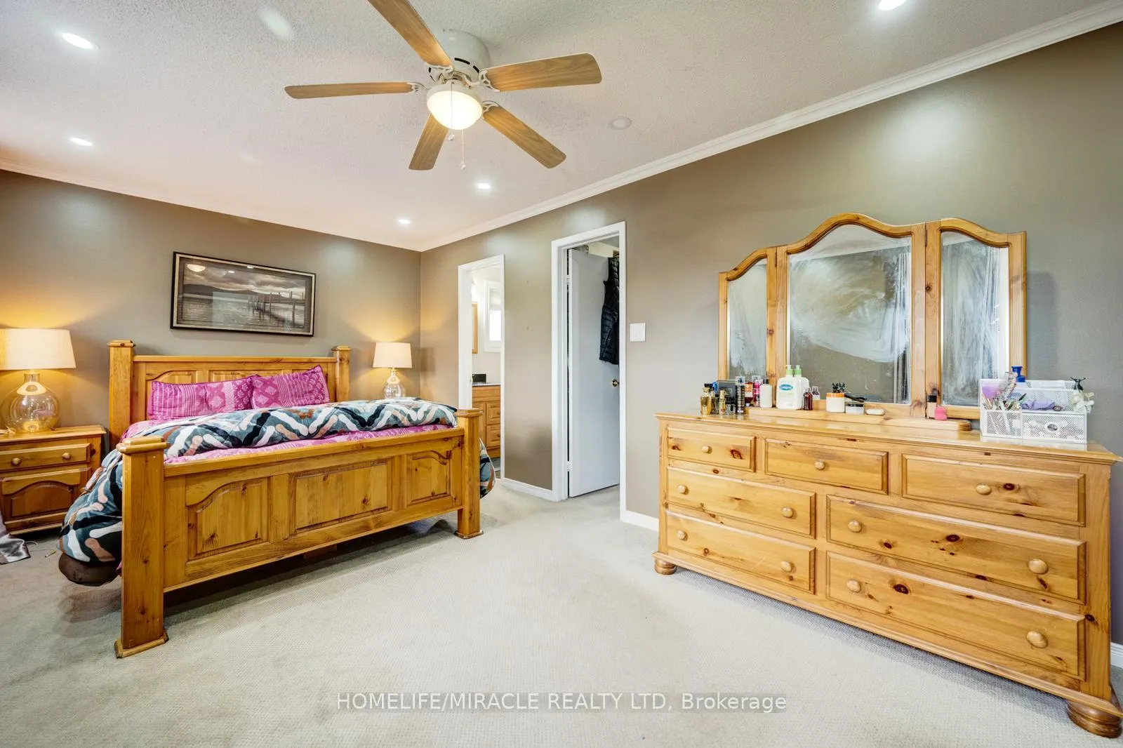 Photo 25 of 309 Conestoga Drive, Brampton, Heart Lake West — HOMEH