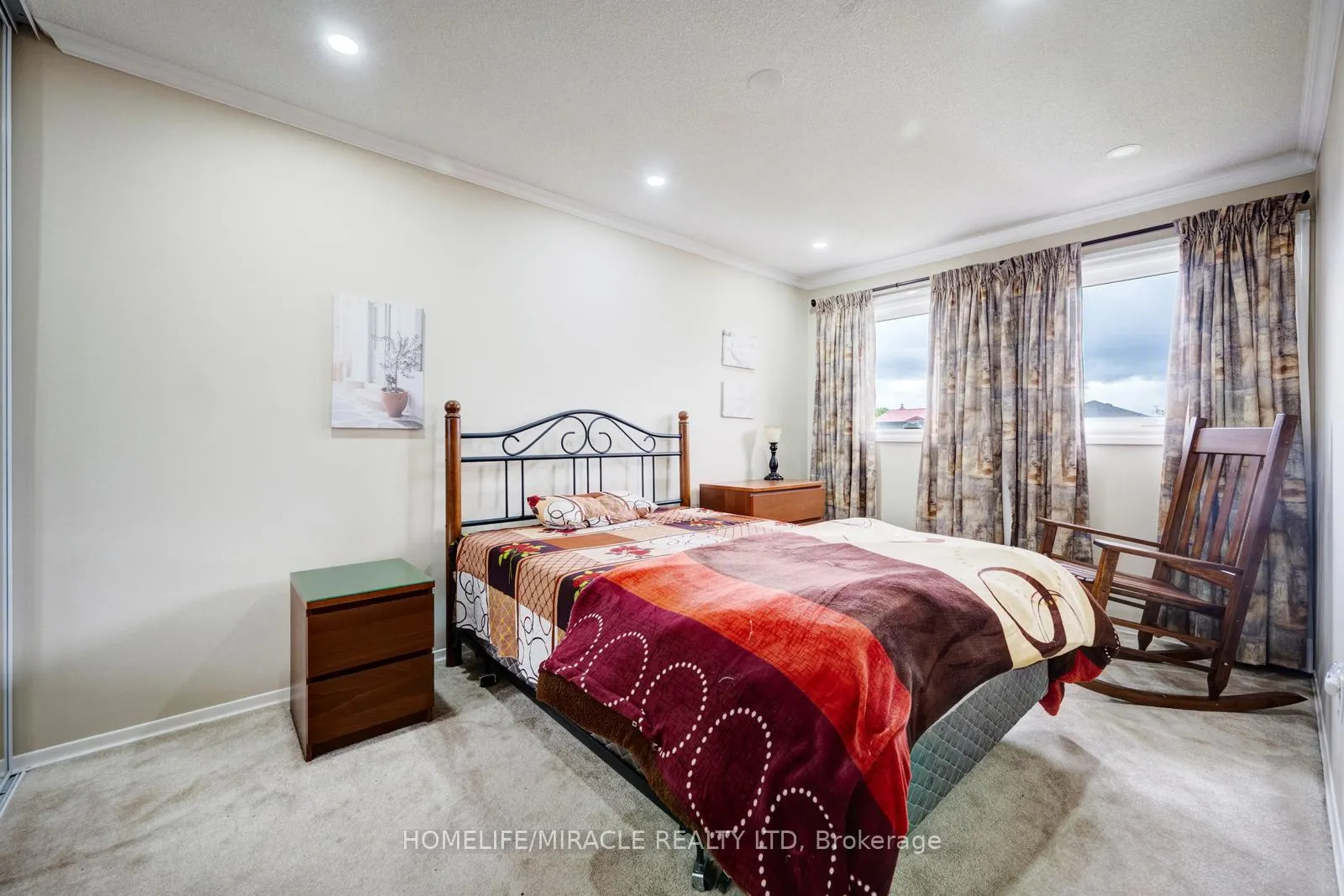 Photo 28 of 309 Conestoga Drive, Brampton, Heart Lake West — HOMEH