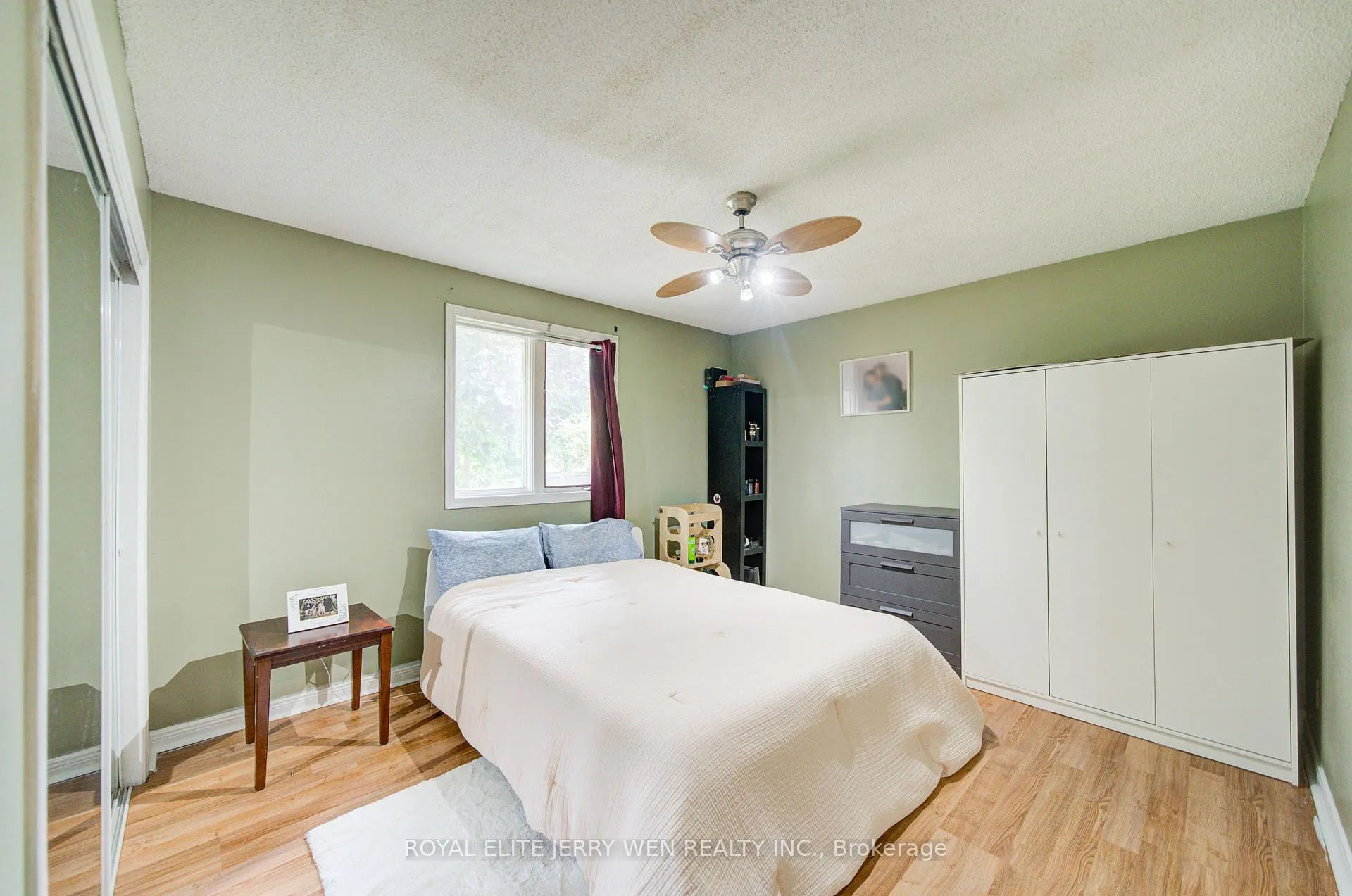 Photo 21 of 1402 Wilson Road N, Oshawa, Samac — HOMEH