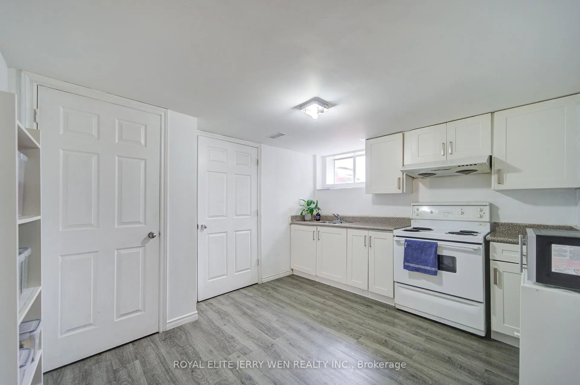 Photo 23 of 1402 Wilson Road N, Oshawa, Samac — HOMEH