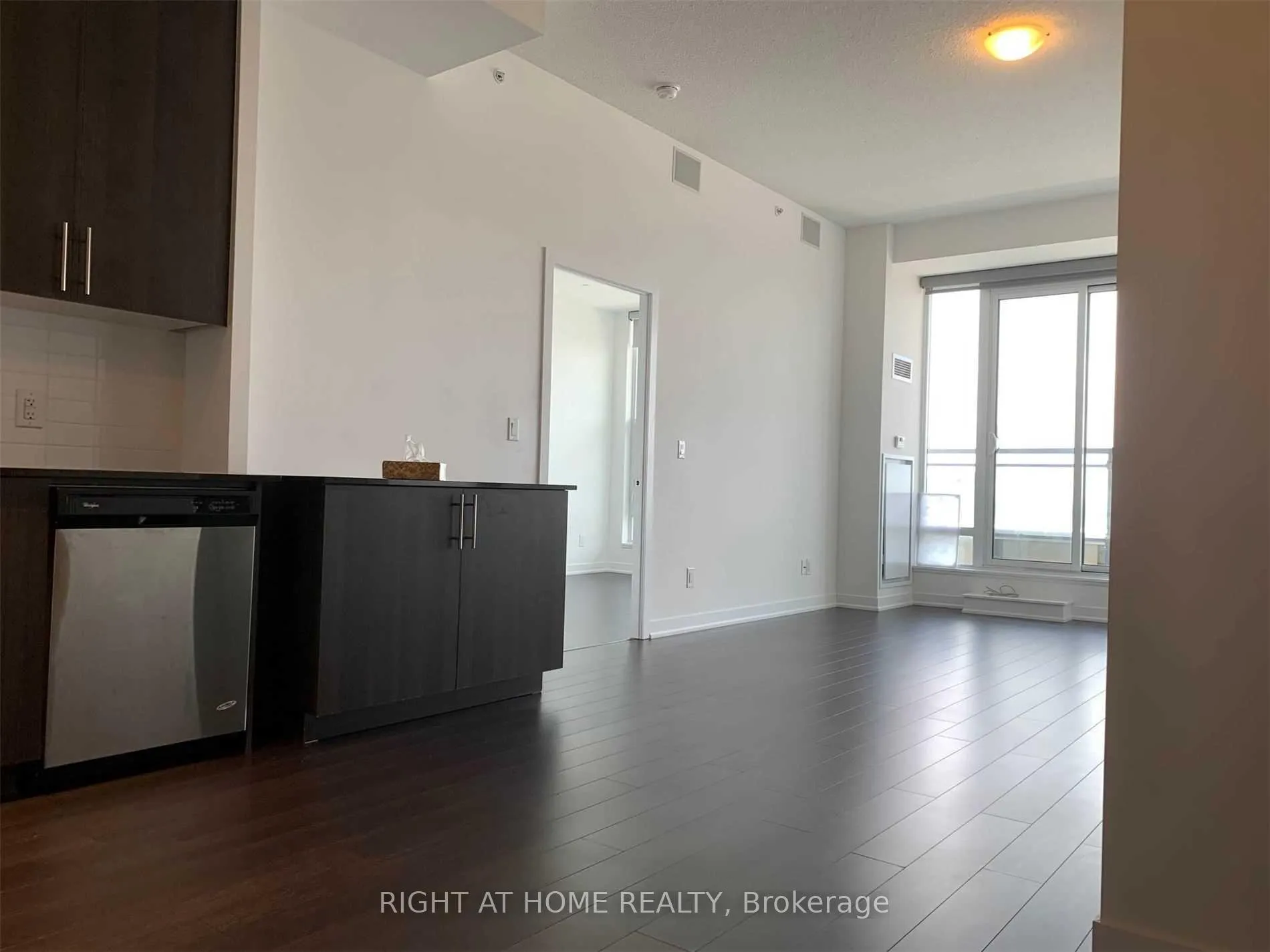 Photo 3 of Unit 1609, 85 Duke Street W, Kitchener, City Commercial Core — HOMEH