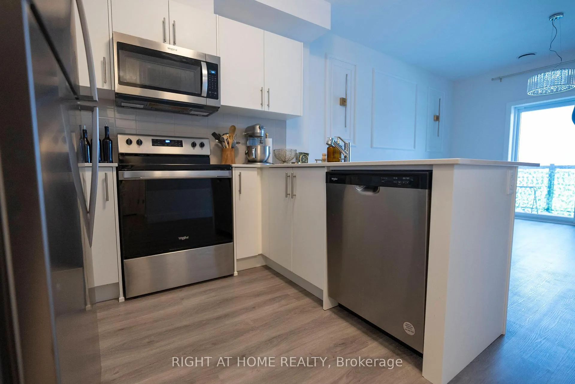 Photo 14 of Unit 302, 1000 Lackner Place E, Kitchener — HOMEH