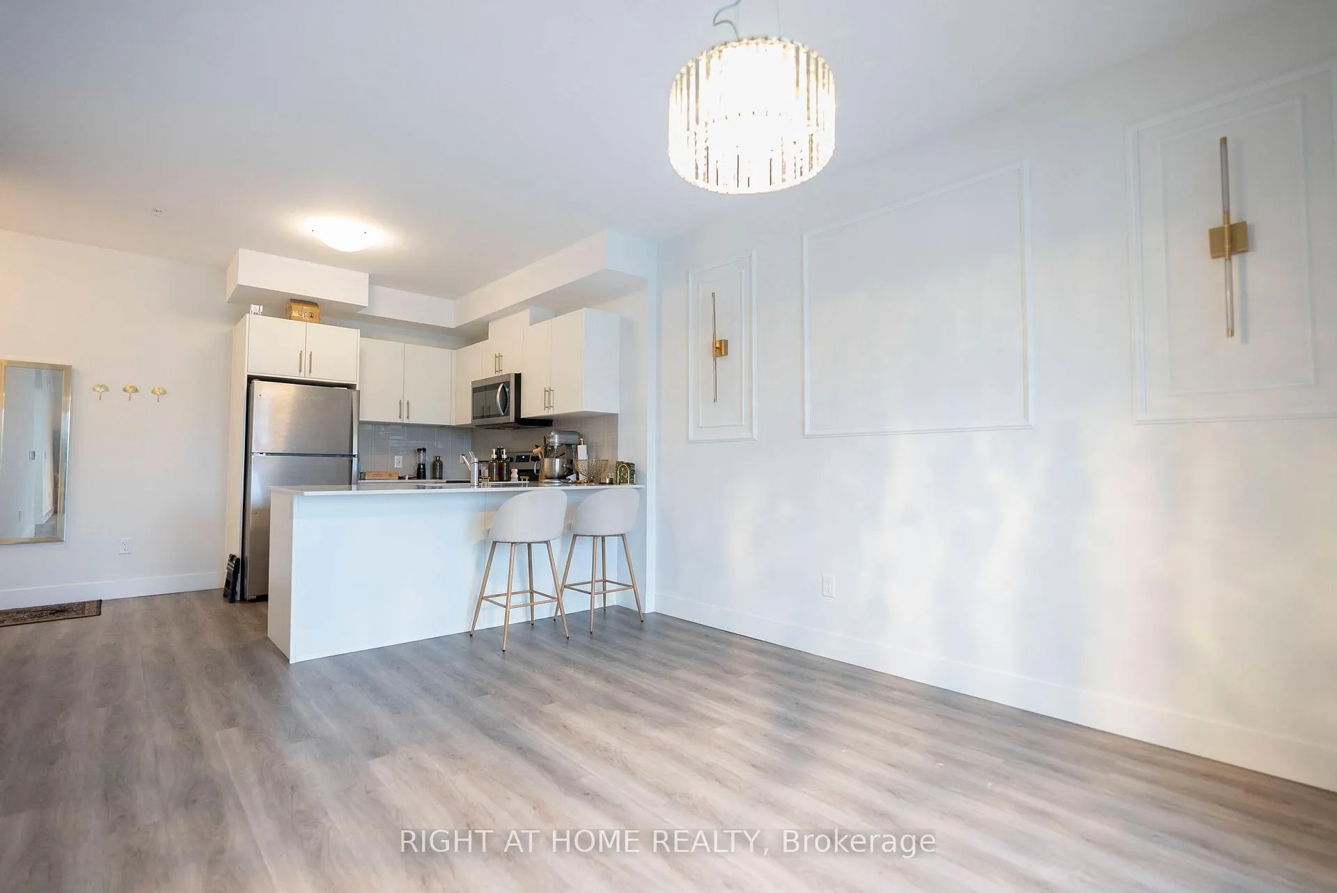 Photo 16 of Unit 302, 1000 Lackner Place E, Kitchener — HOMEH