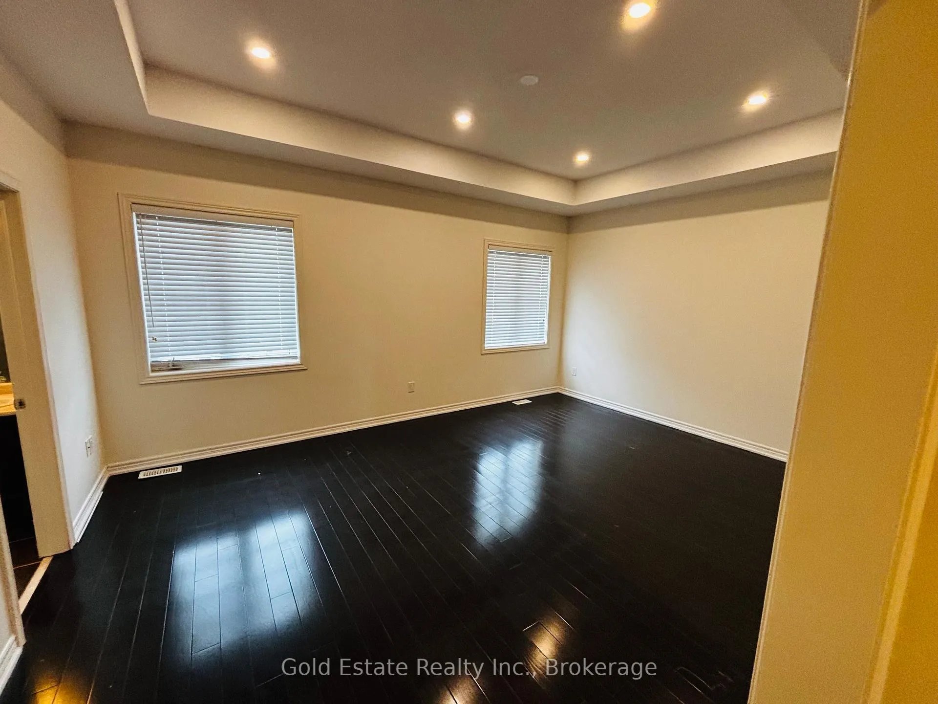 Photo 11 of Unit Upper Unit only, 247 Buick Boulevard, Brampton, Northwest Brampton — HOMEH