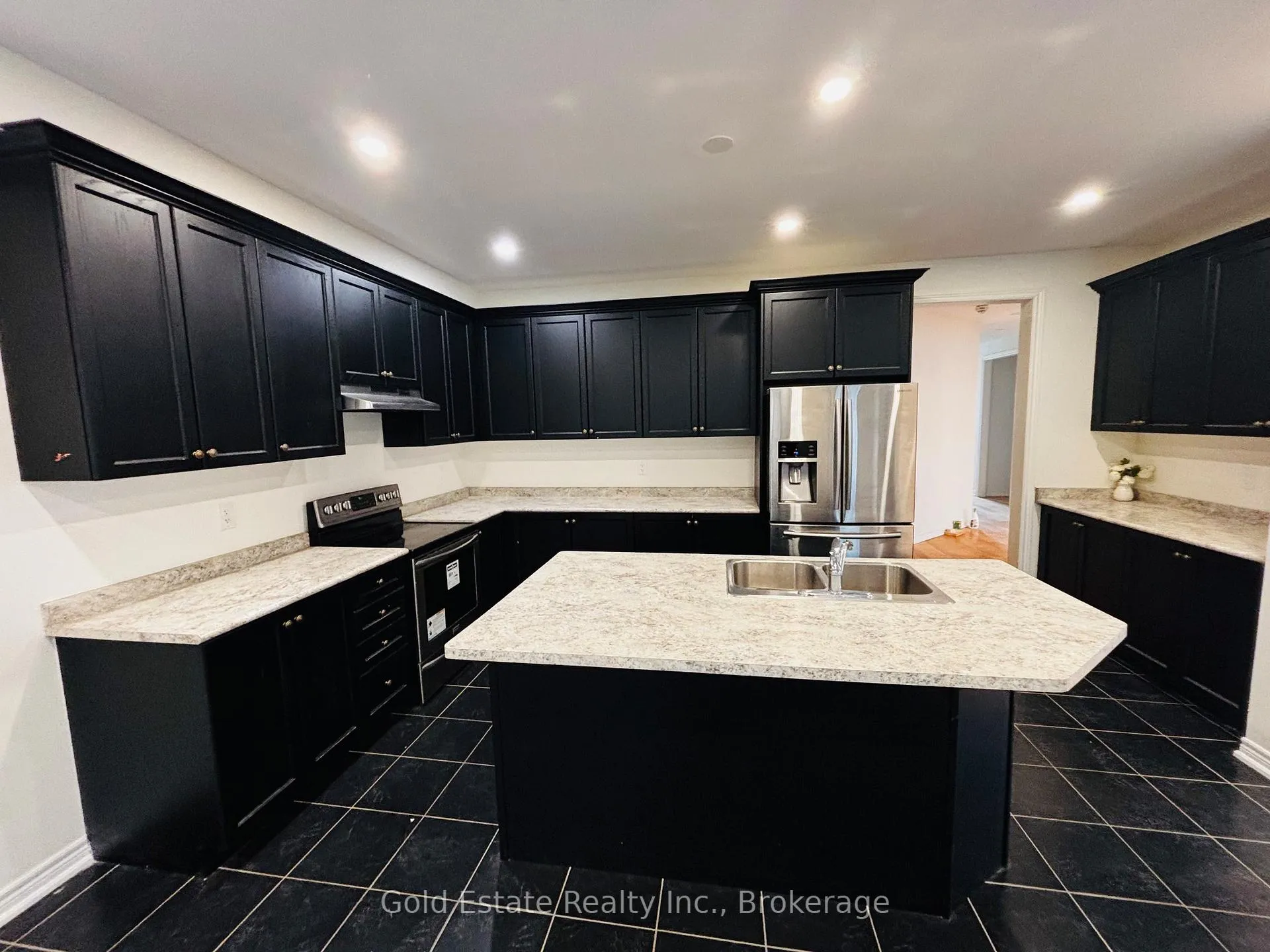 Photo 16 of Unit Upper Unit only, 247 Buick Boulevard, Brampton, Northwest Brampton — HOMEH