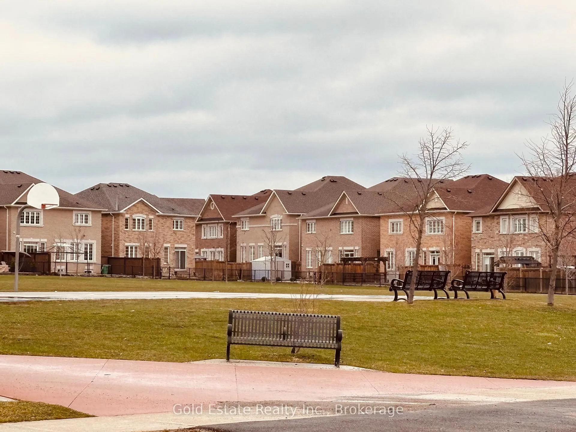 Photo 23 of Unit Upper Unit only, 247 Buick Boulevard, Brampton, Northwest Brampton — HOMEH