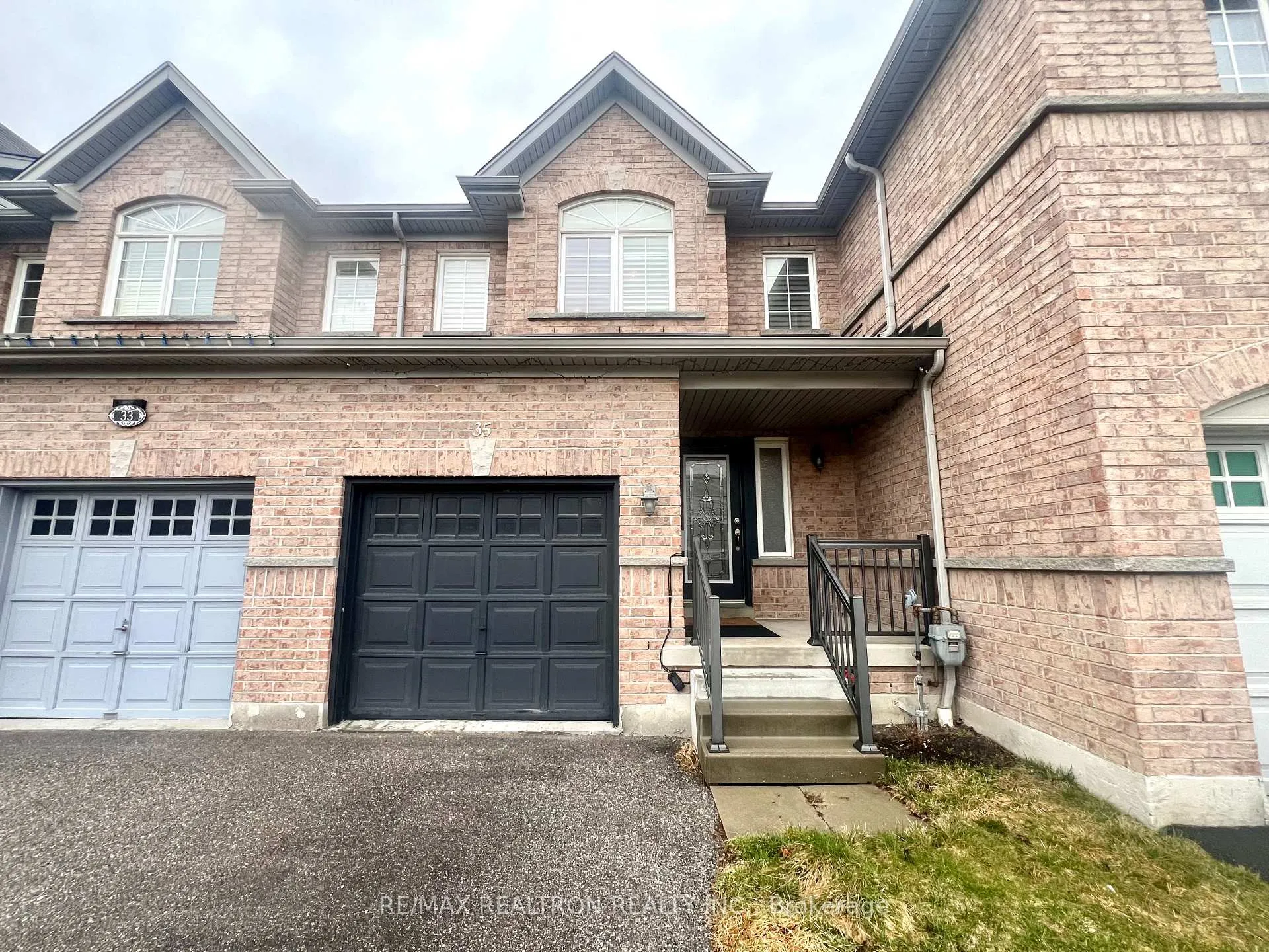 Photo 2 of 35 Enderly Street, Ajax, South East — HOMEH