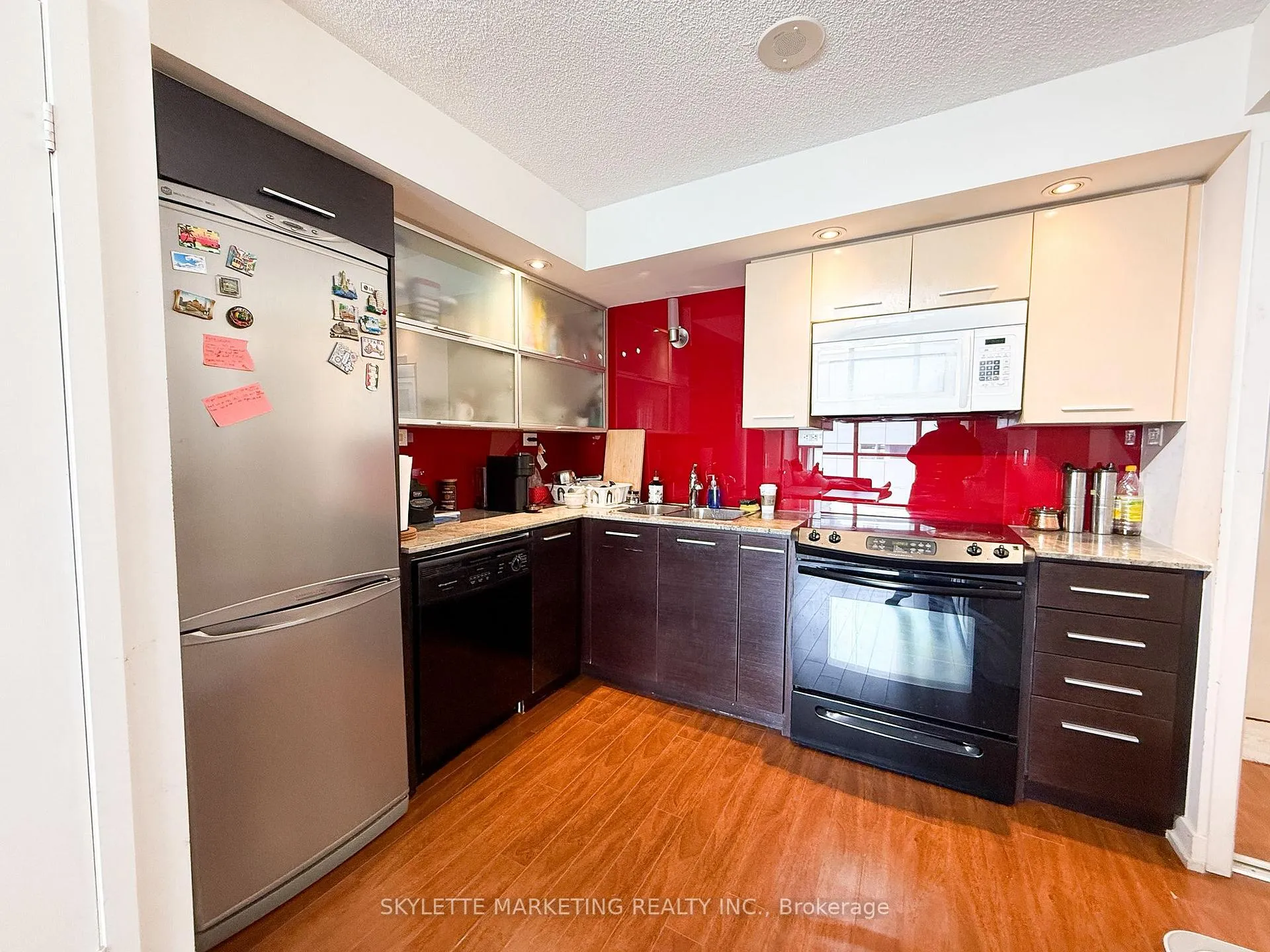 Photo 6 of Unit 505, 8 Telegram Mews, Toronto, Waterfront Communities — HOMEH