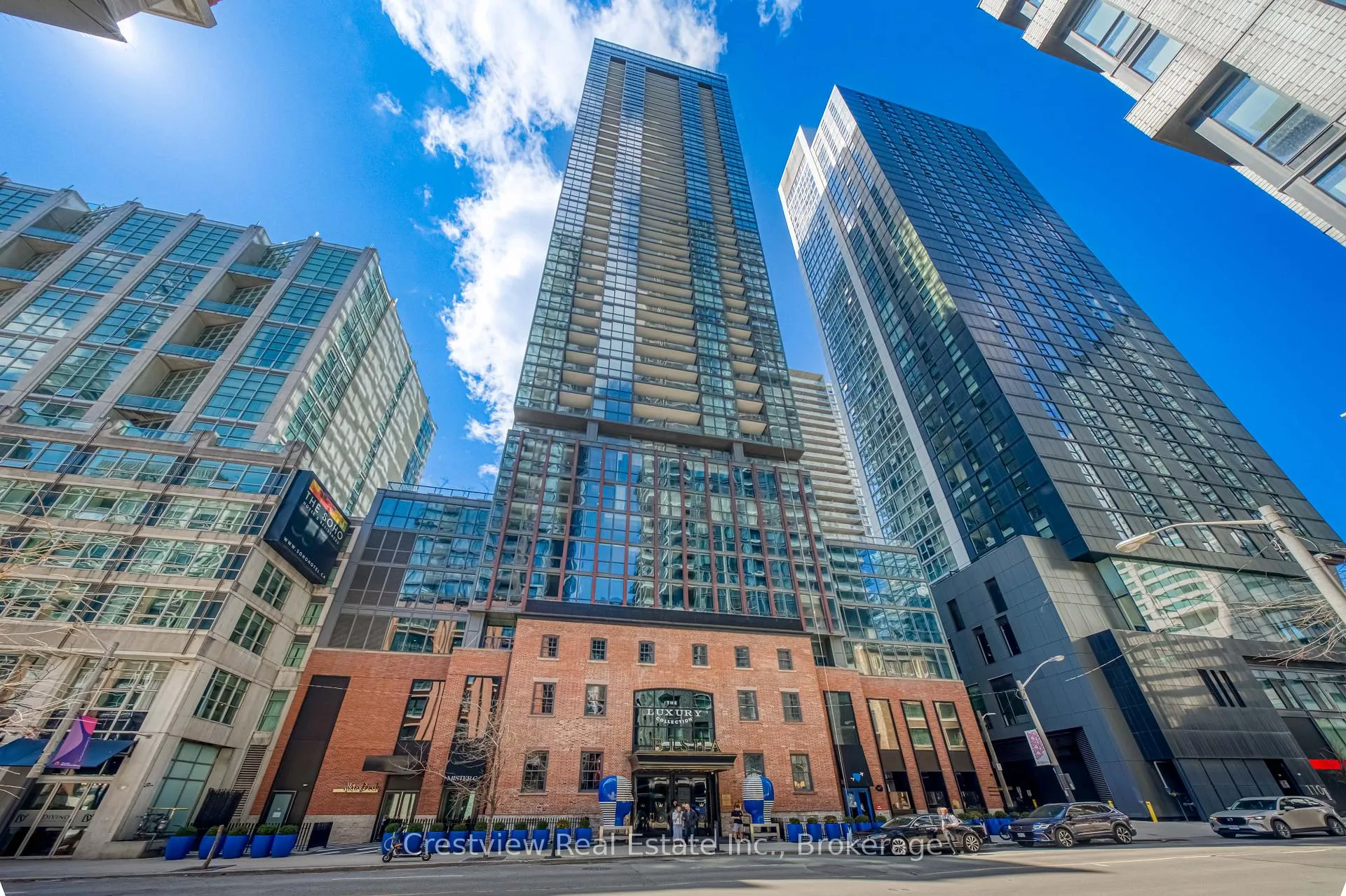 Front of Unit 2705, 88 Blue Jays Way