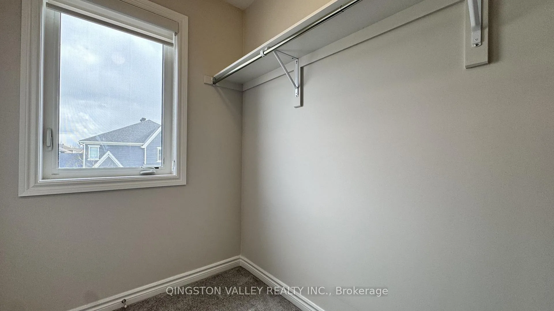 Photo 15 of 820 Horseshoe Falls Way, Ottawa, Barrhaven - Heritage Park — HOMEH