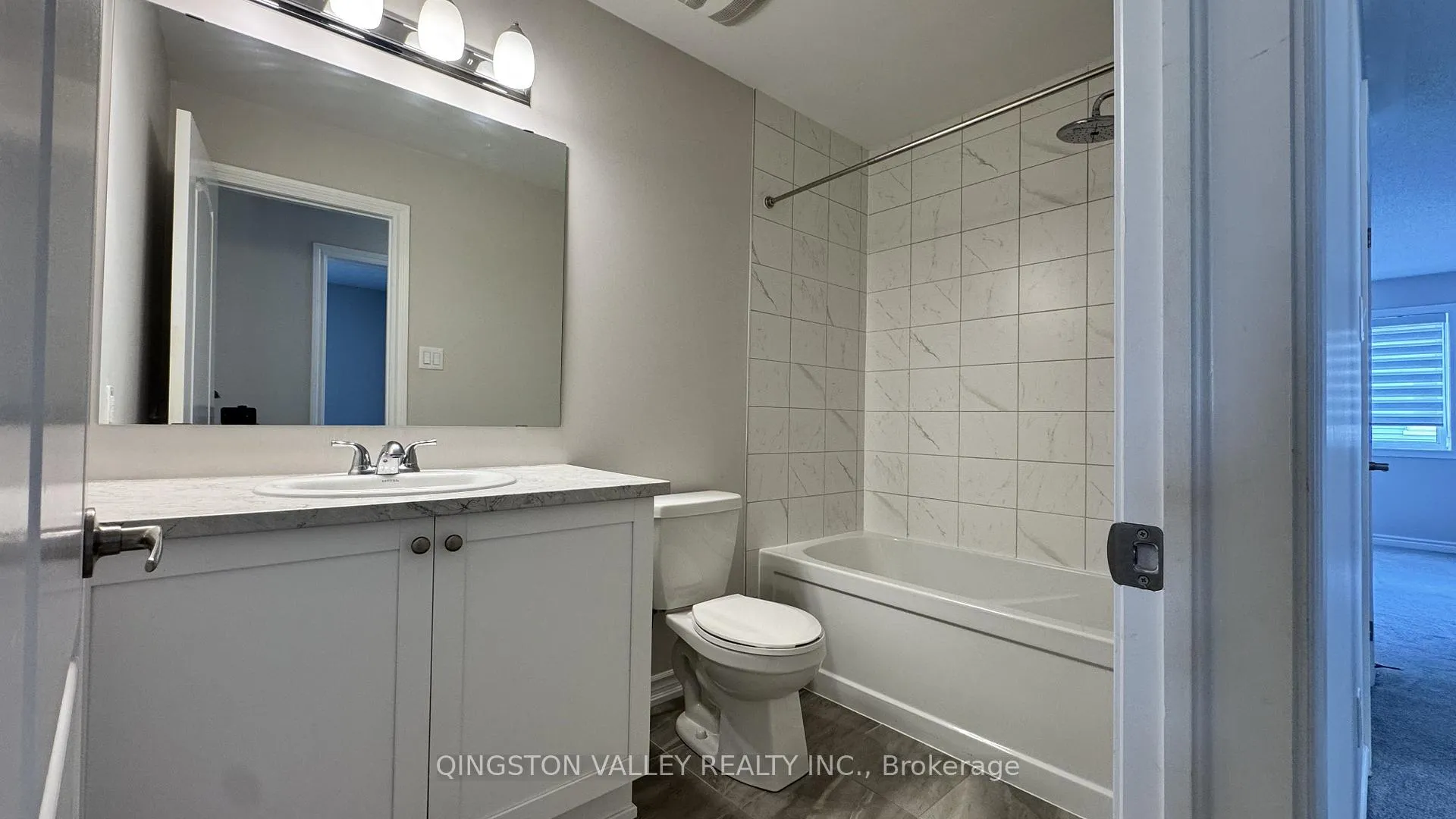 Photo 17 of 820 Horseshoe Falls Way, Ottawa, Barrhaven - Heritage Park — HOMEH