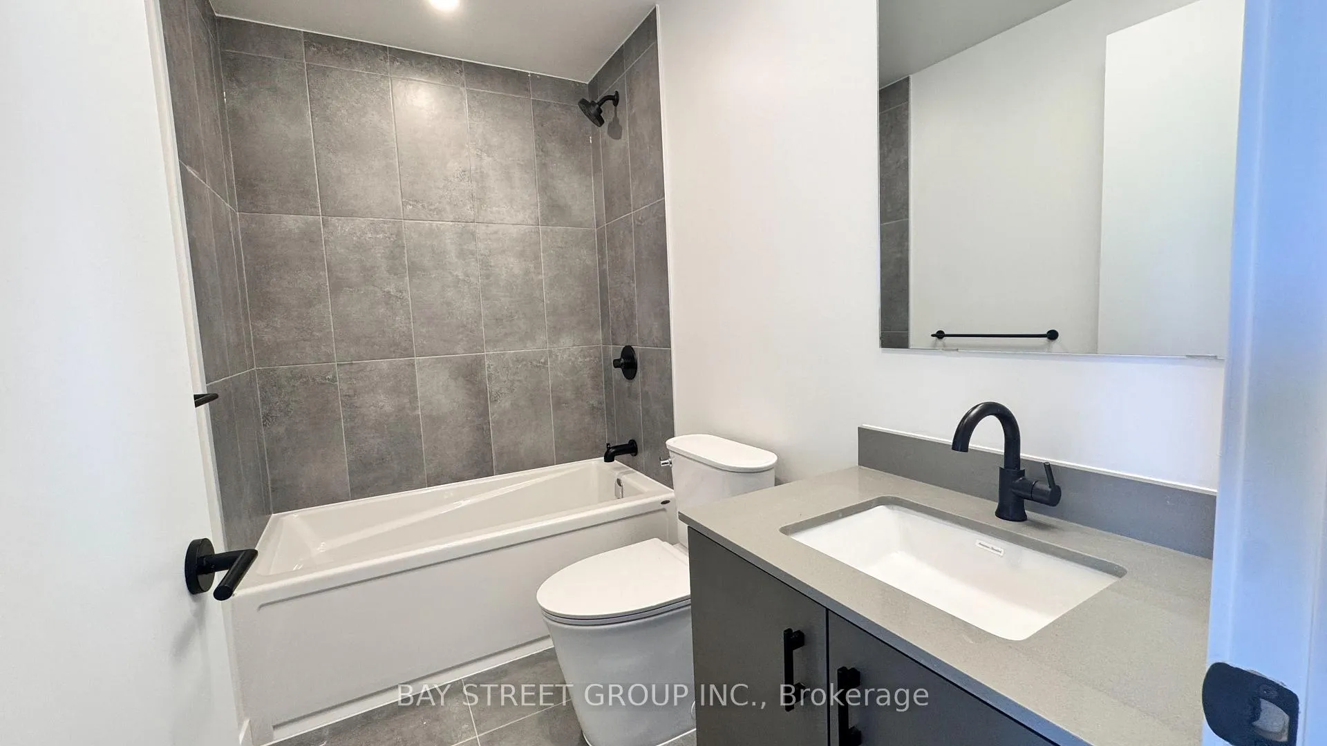 Photo 15 of Unit D711, 4878 Powers Common, Burlington, Alton — HOMEH