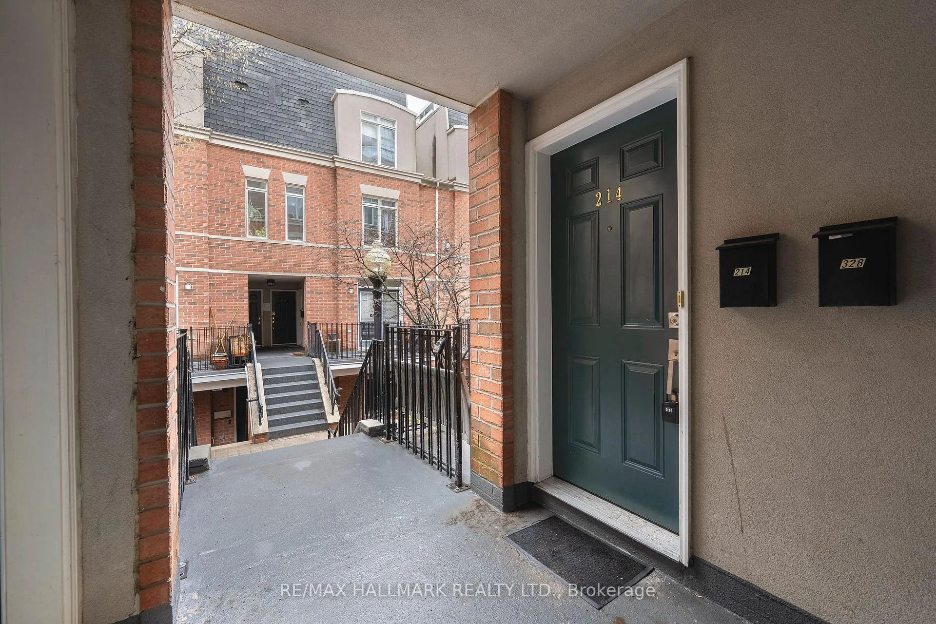 Photo 8 of Unit 214, 415 Jarvis Street, Toronto, Cabbagetown-South St. James Town — HOMEH