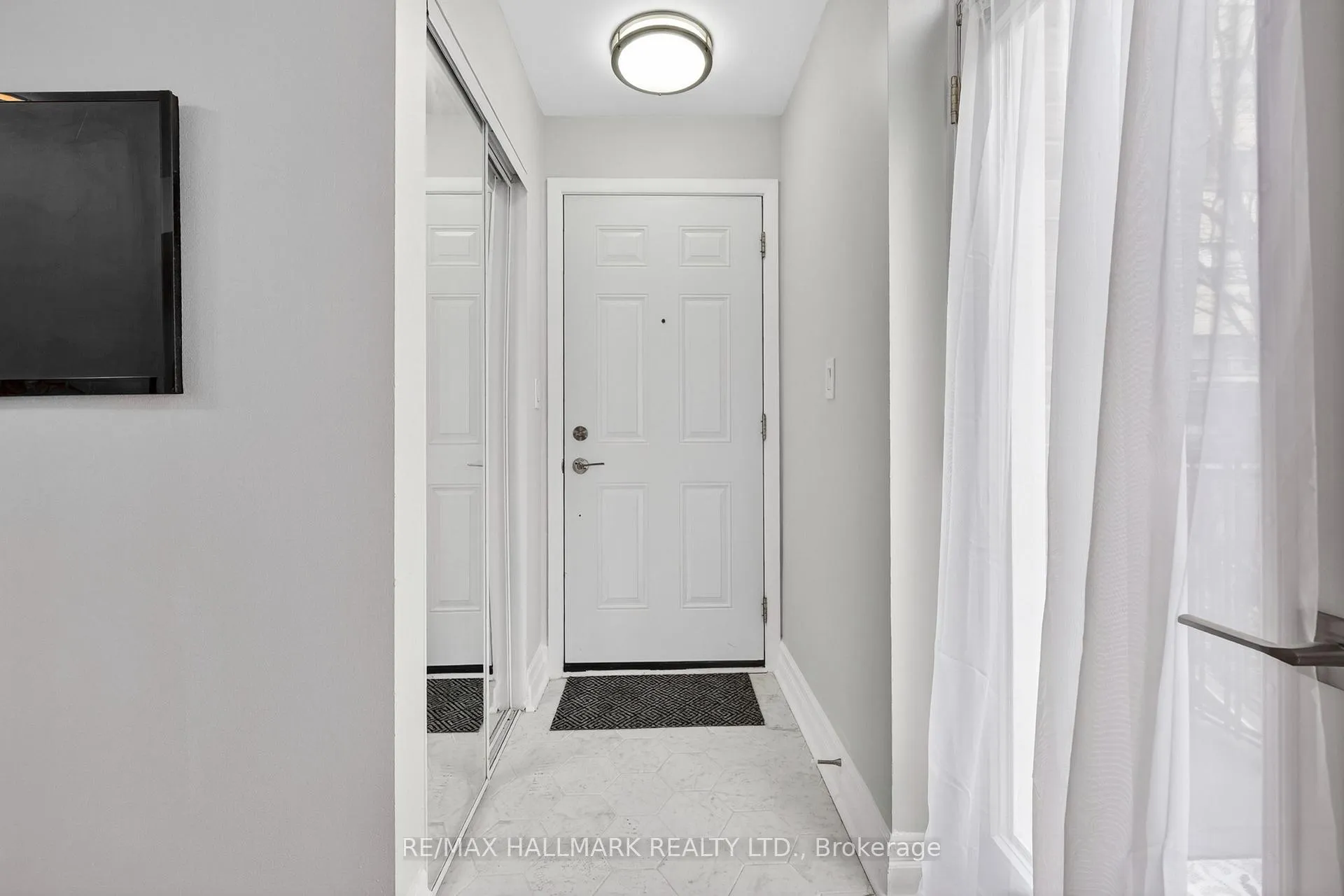 Photo 9 of Unit 214, 415 Jarvis Street, Toronto, Cabbagetown-South St. James Town — HOMEH