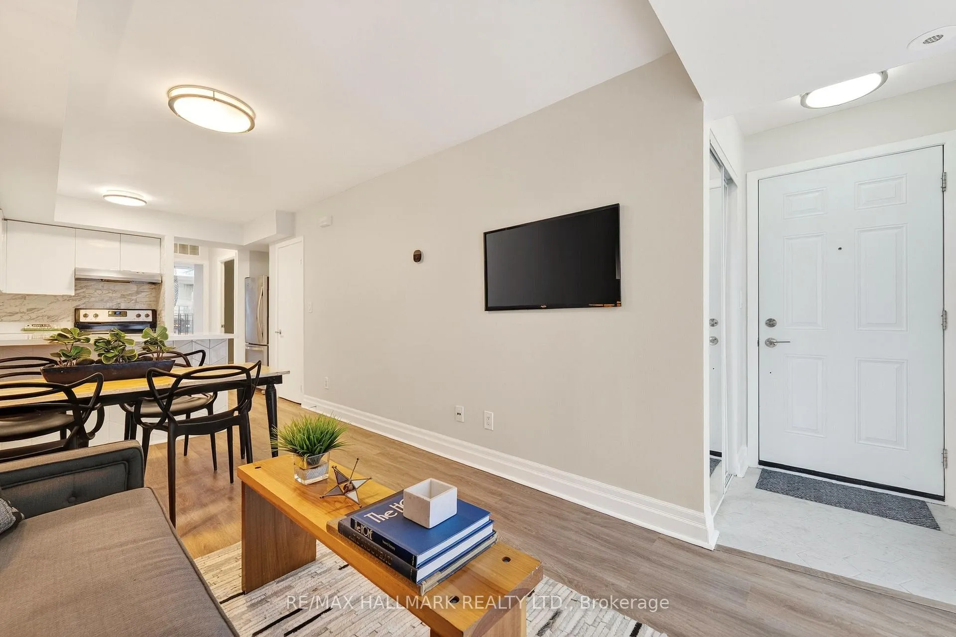 Photo 10 of Unit 214, 415 Jarvis Street, Toronto, Cabbagetown-South St. James Town — HOMEH