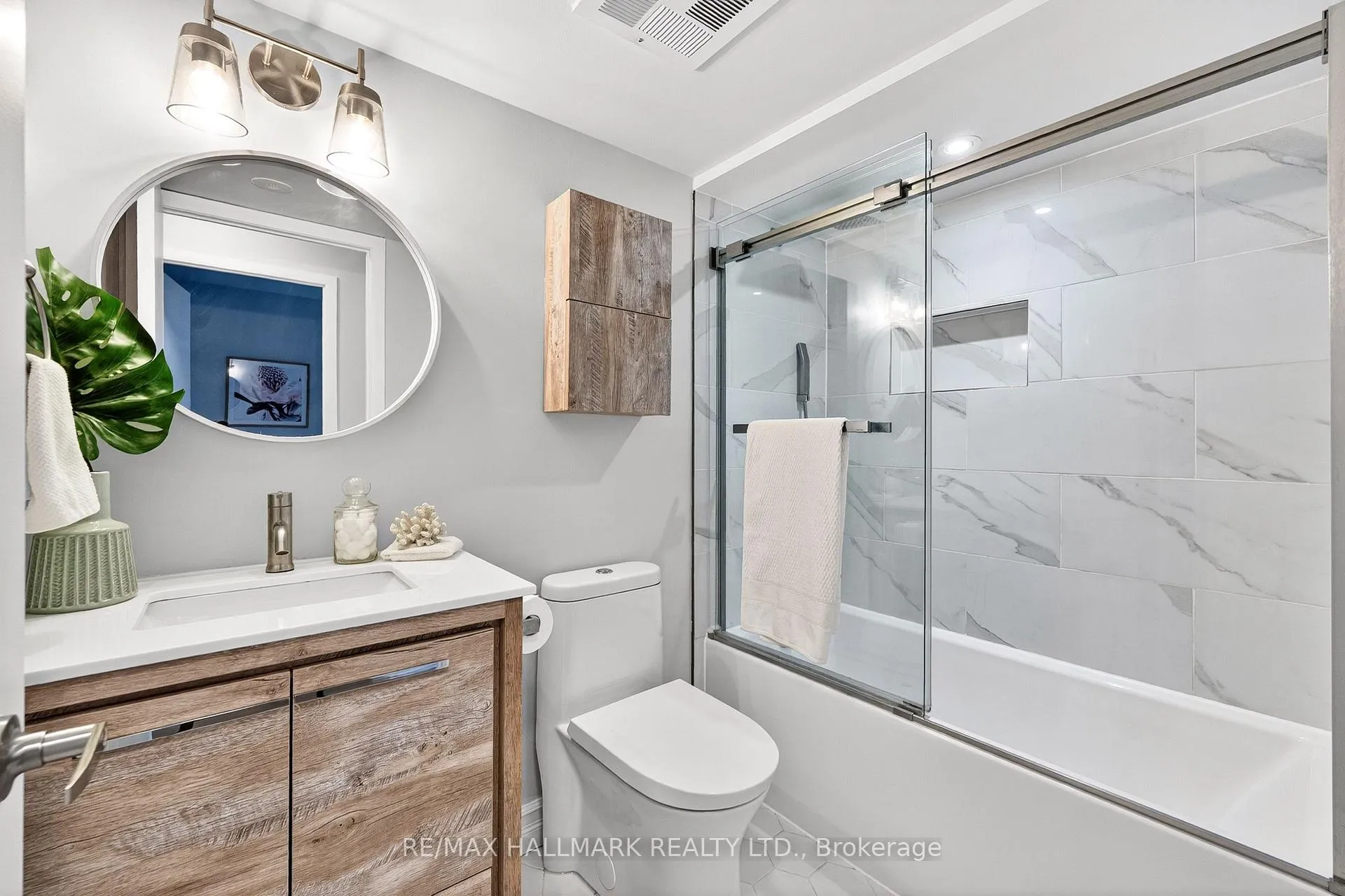 Photo 31 of Unit 214, 415 Jarvis Street, Toronto, Cabbagetown-South St. James Town — HOMEH