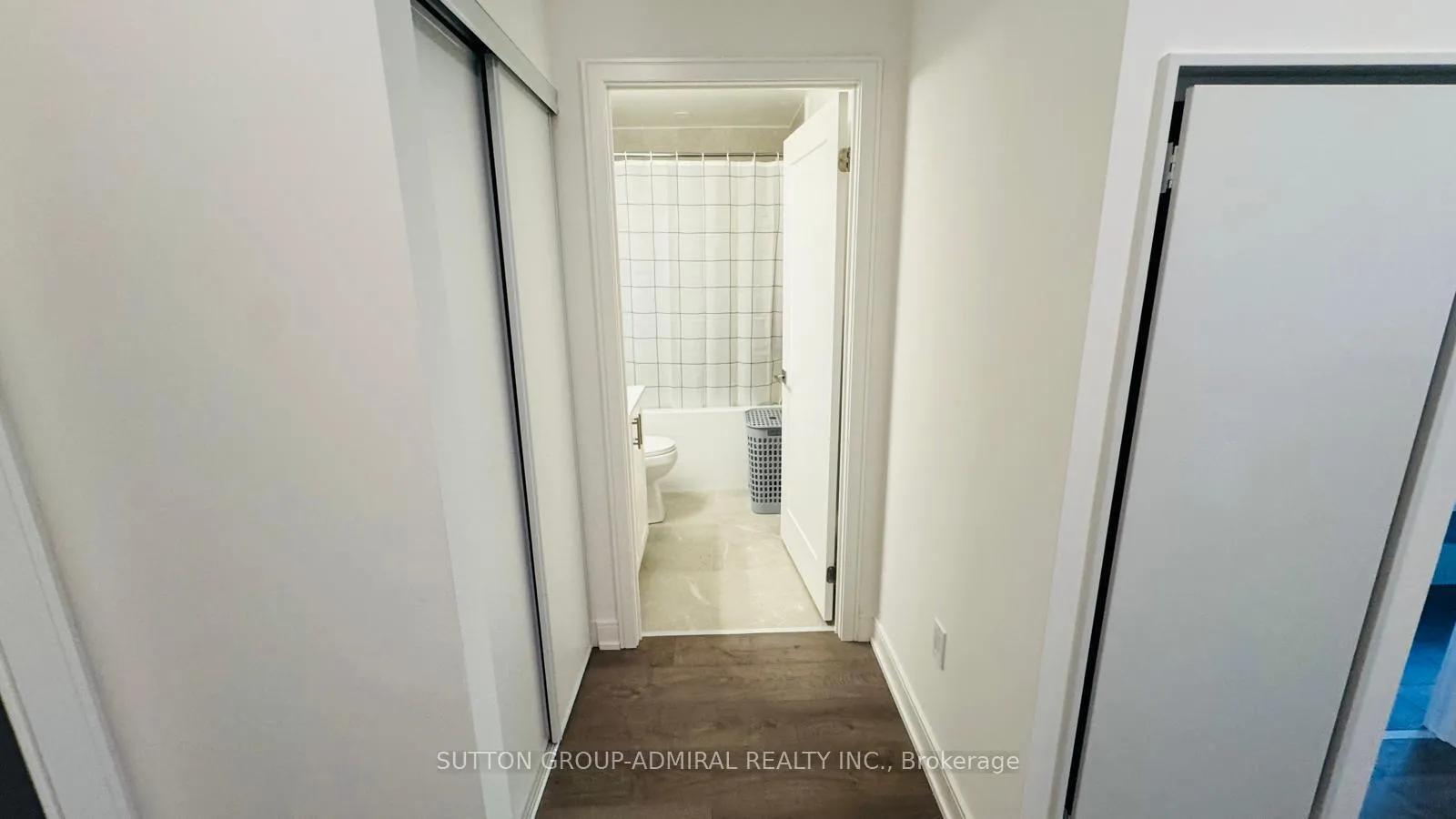 Photo 5 of Unit 1205A, 705 Davis Drive, Newmarket, Huron Heights-Leslie Valley — HOMEH
