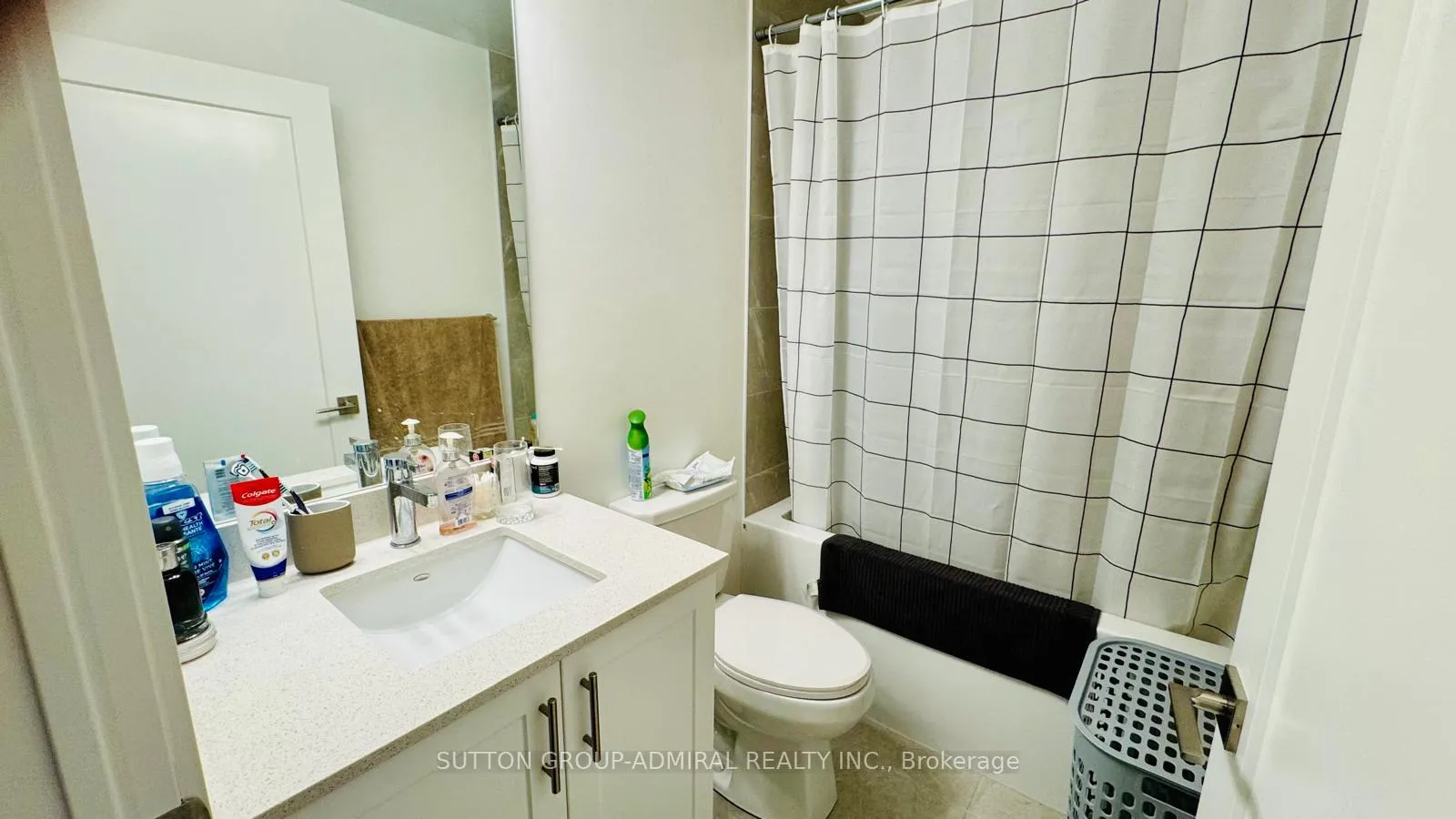 Photo 6 of Unit 1205A, 705 Davis Drive, Newmarket, Huron Heights-Leslie Valley — HOMEH