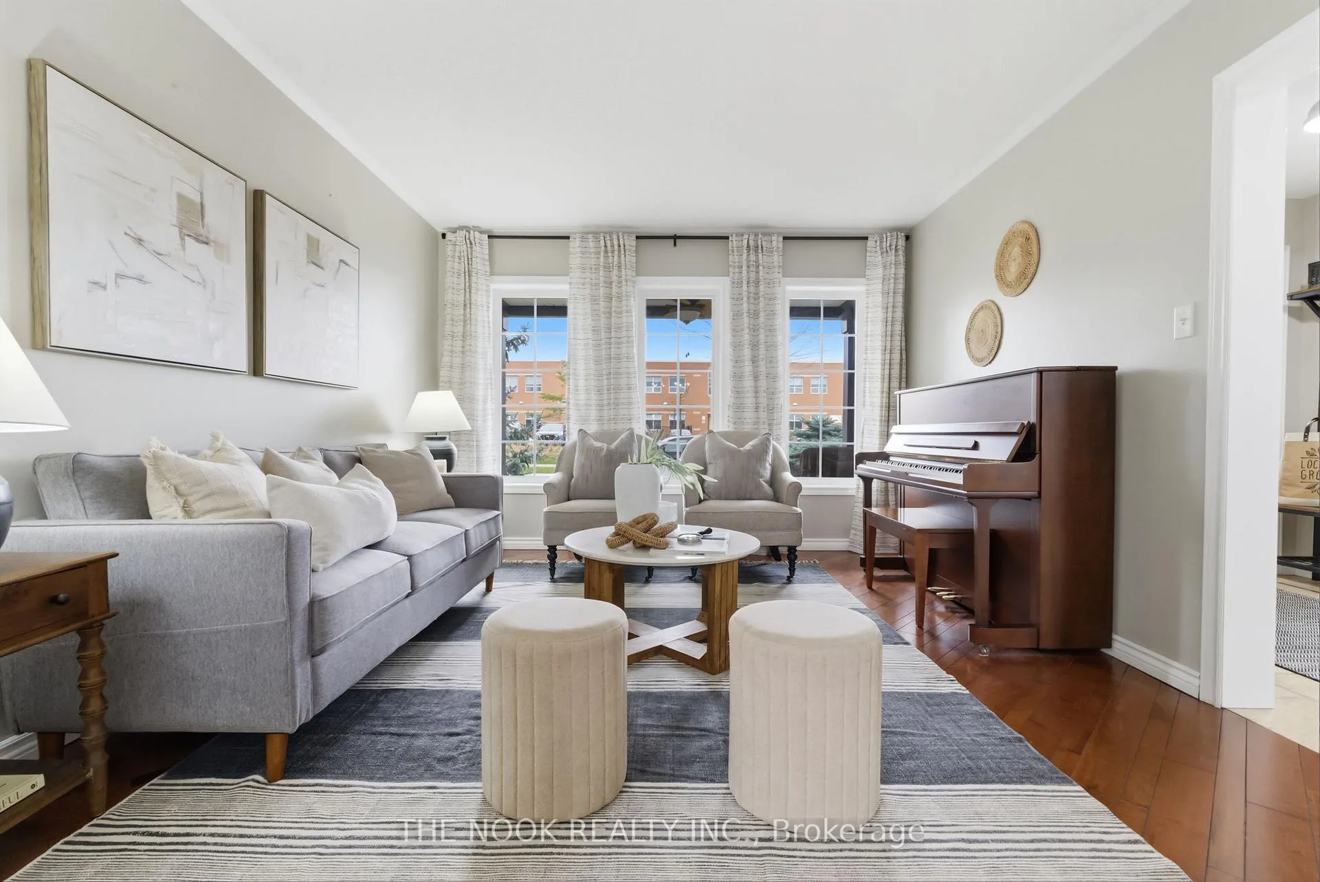 Photo 9 of 22 Selkirk Drive, Whitby, Brooklin — HOMEH
