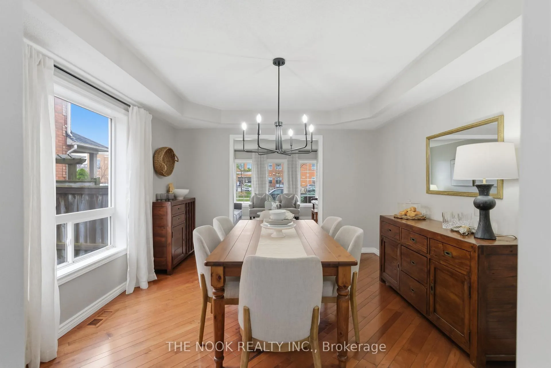Photo 12 of 22 Selkirk Drive, Whitby, Brooklin — HOMEH