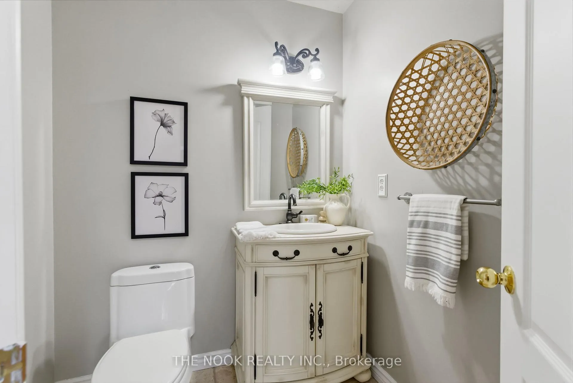 Photo 23 of 22 Selkirk Drive, Whitby, Brooklin — HOMEH