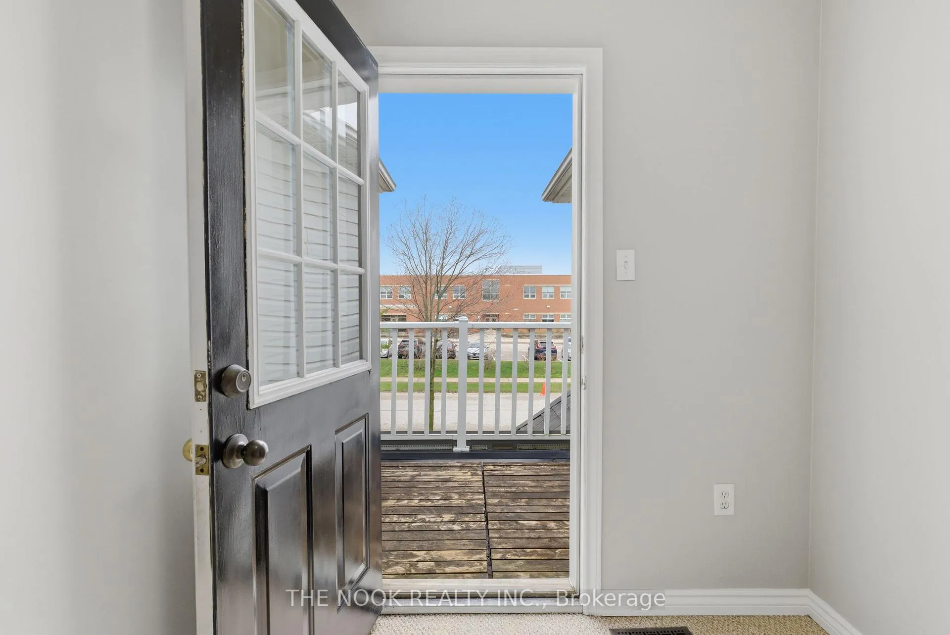 Photo 43 of 22 Selkirk Drive, Whitby, Brooklin — HOMEH
