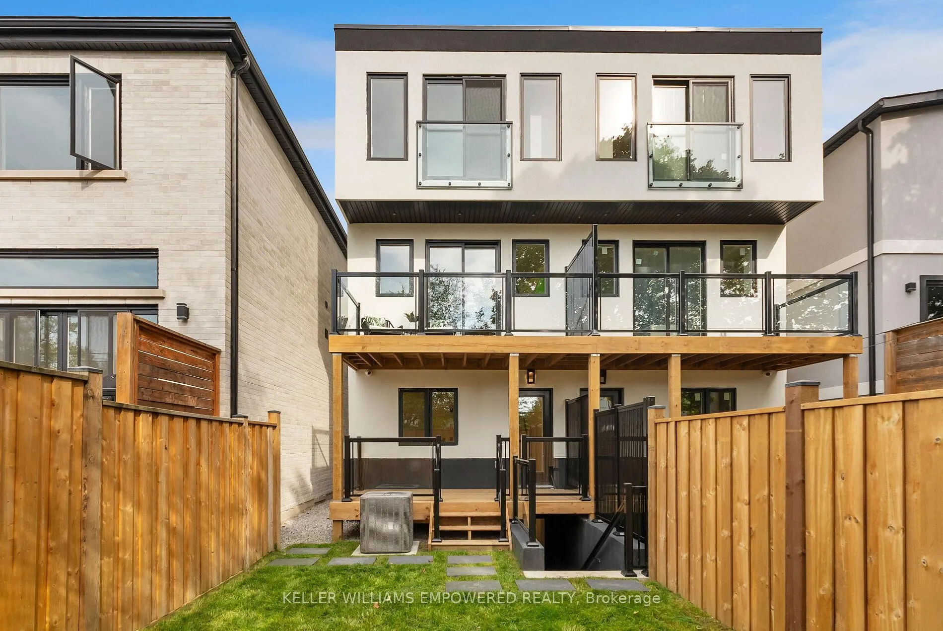 Photo 17 of 107A Holborne Avenue, Toronto, Danforth Village-East York — HOMEH