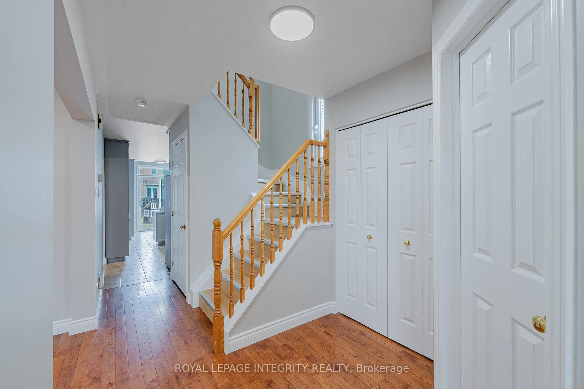 Photo 19 of 21 Queensbury Drive, Ottawa, Barrhaven - Longfields — HOMEH